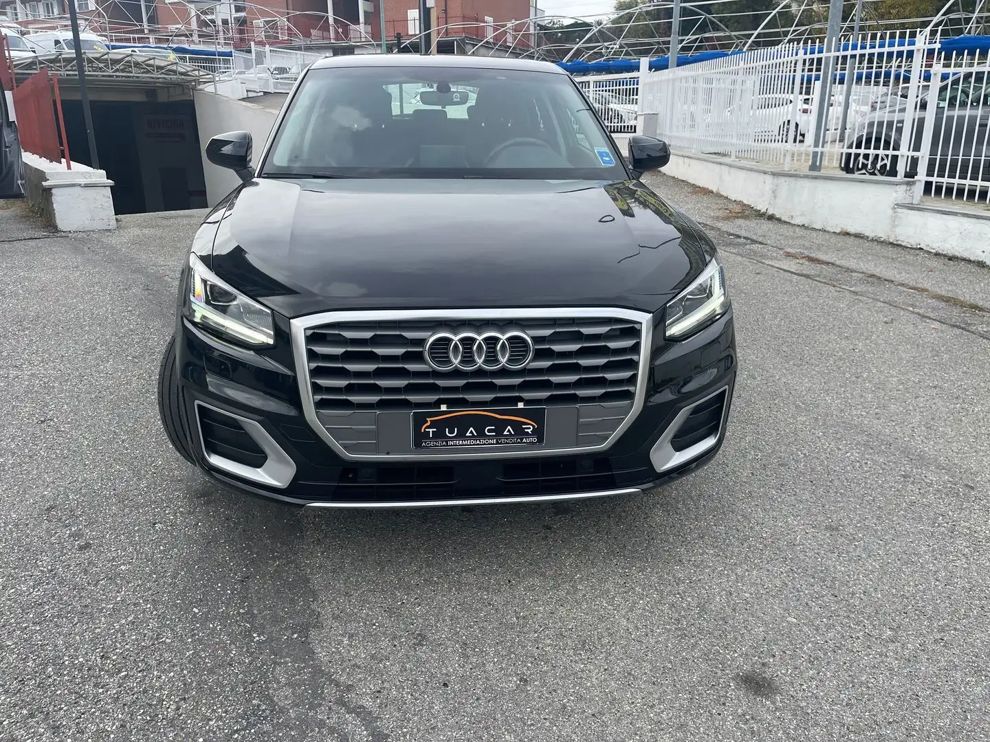 Audi Q2 1.6 30 TDI Admired s-tronic - PROMO FINANZIAMENTO - Schwarz - 2