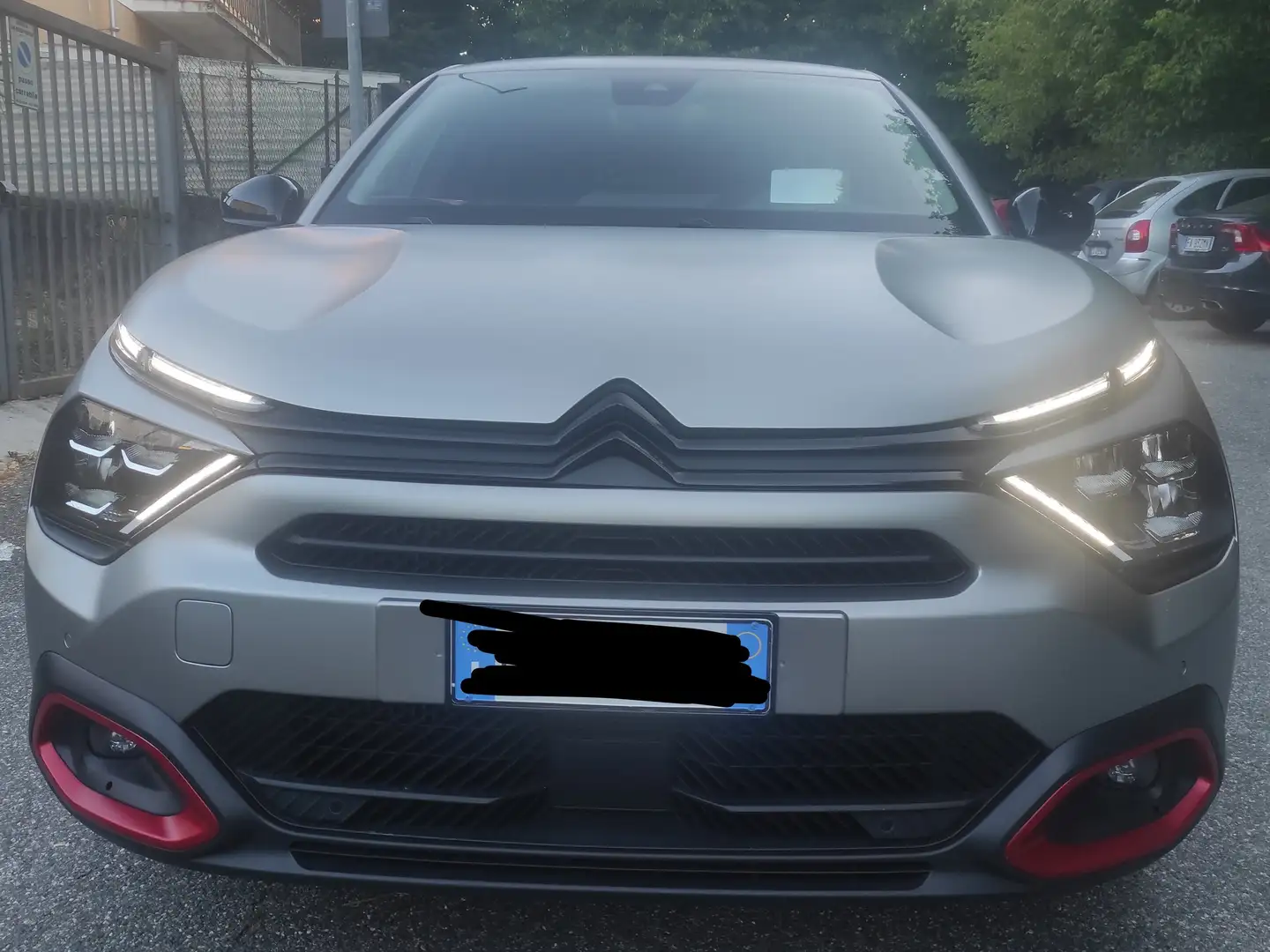 Citroen C4 C4 III 2021 1.2 puretech Shine s Gris - 2