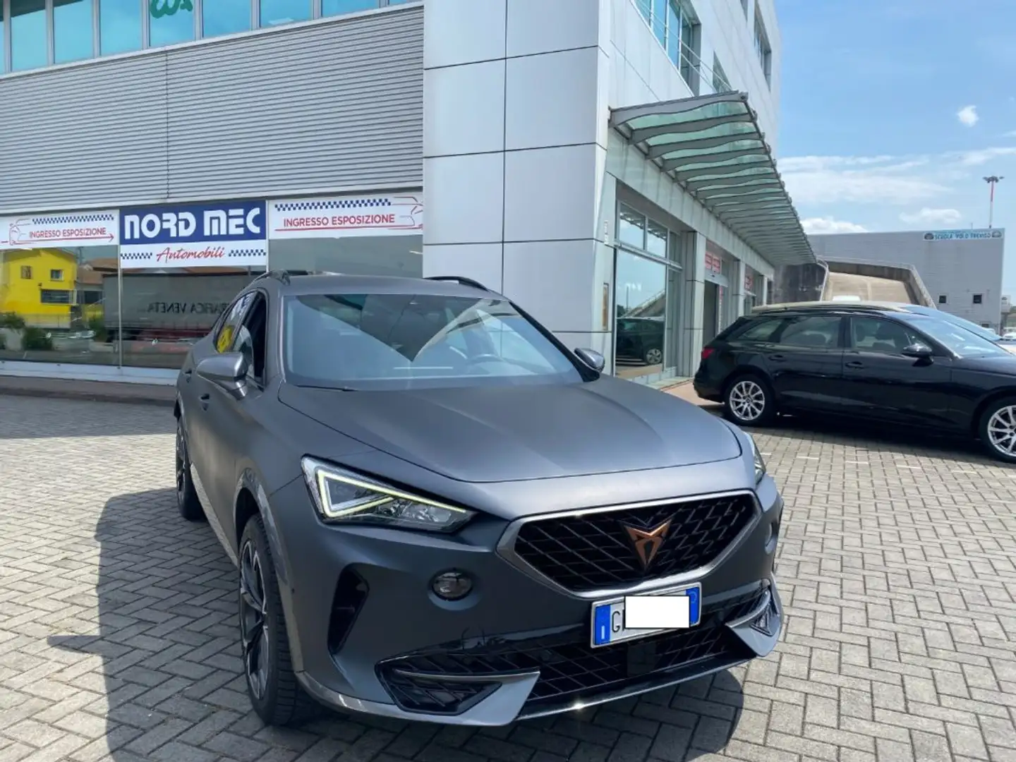 CUPRA Formentor 1.5 TSI DSG Grigio - 1