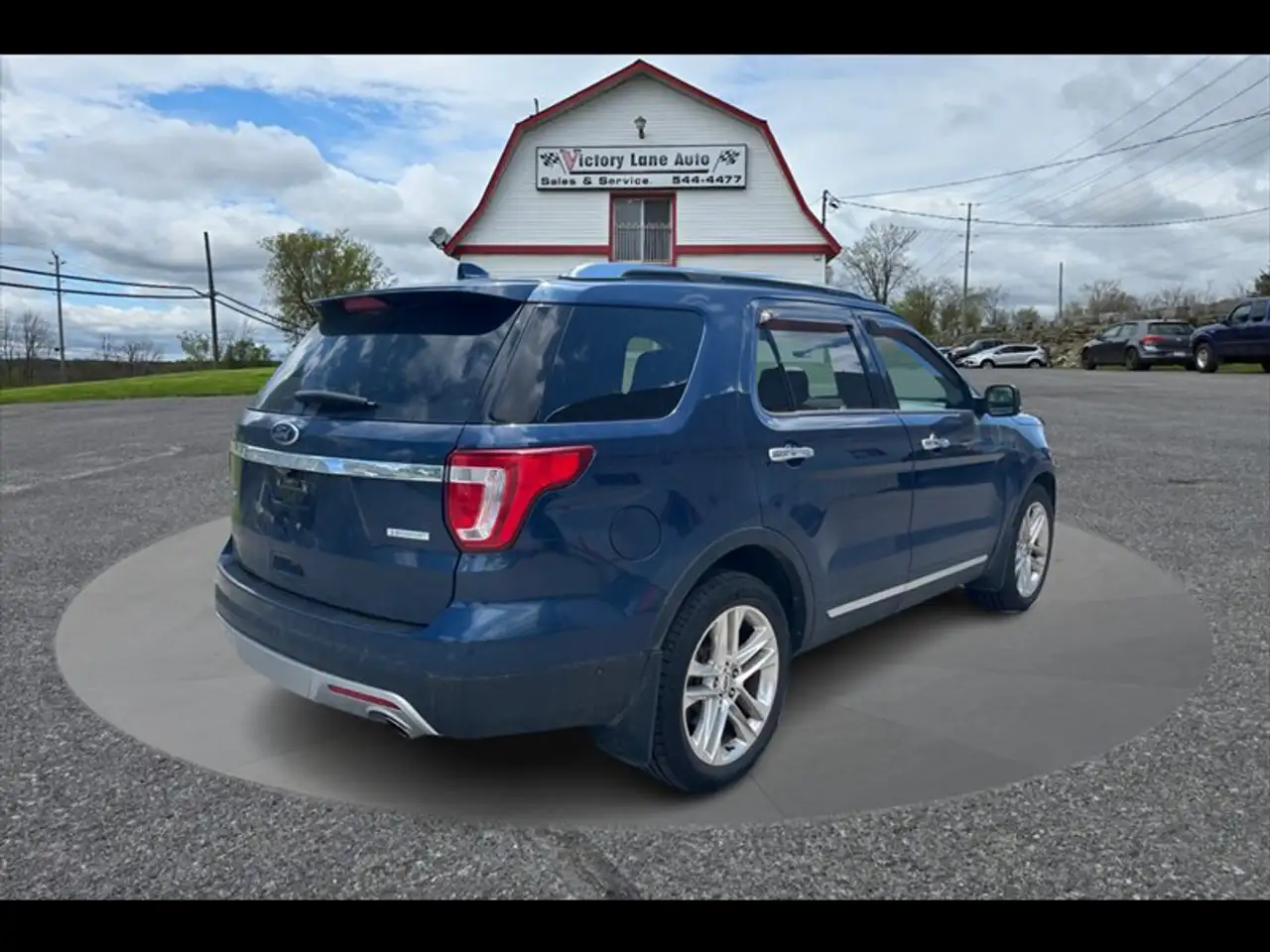 Ford Explorer photo Ford Explorer