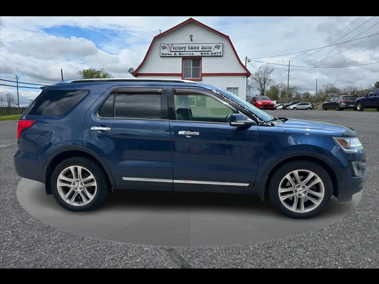 Ford Explorer photo Ford Explorer