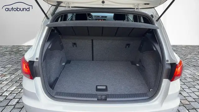 Seat Arona view 8