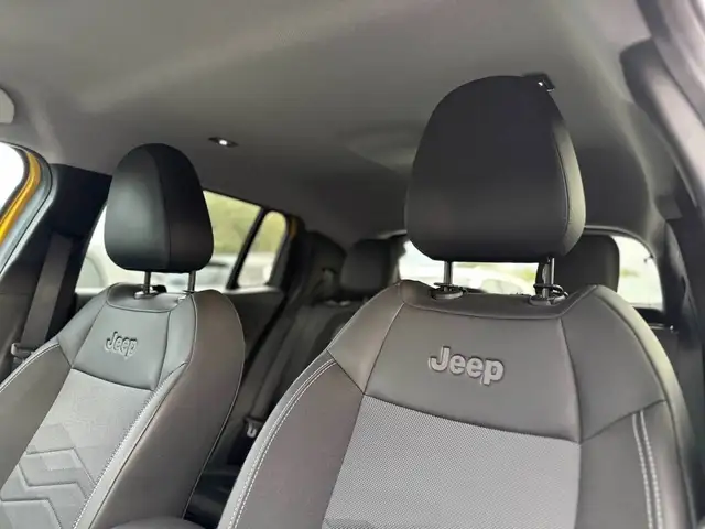 Jeep Avenger view 15