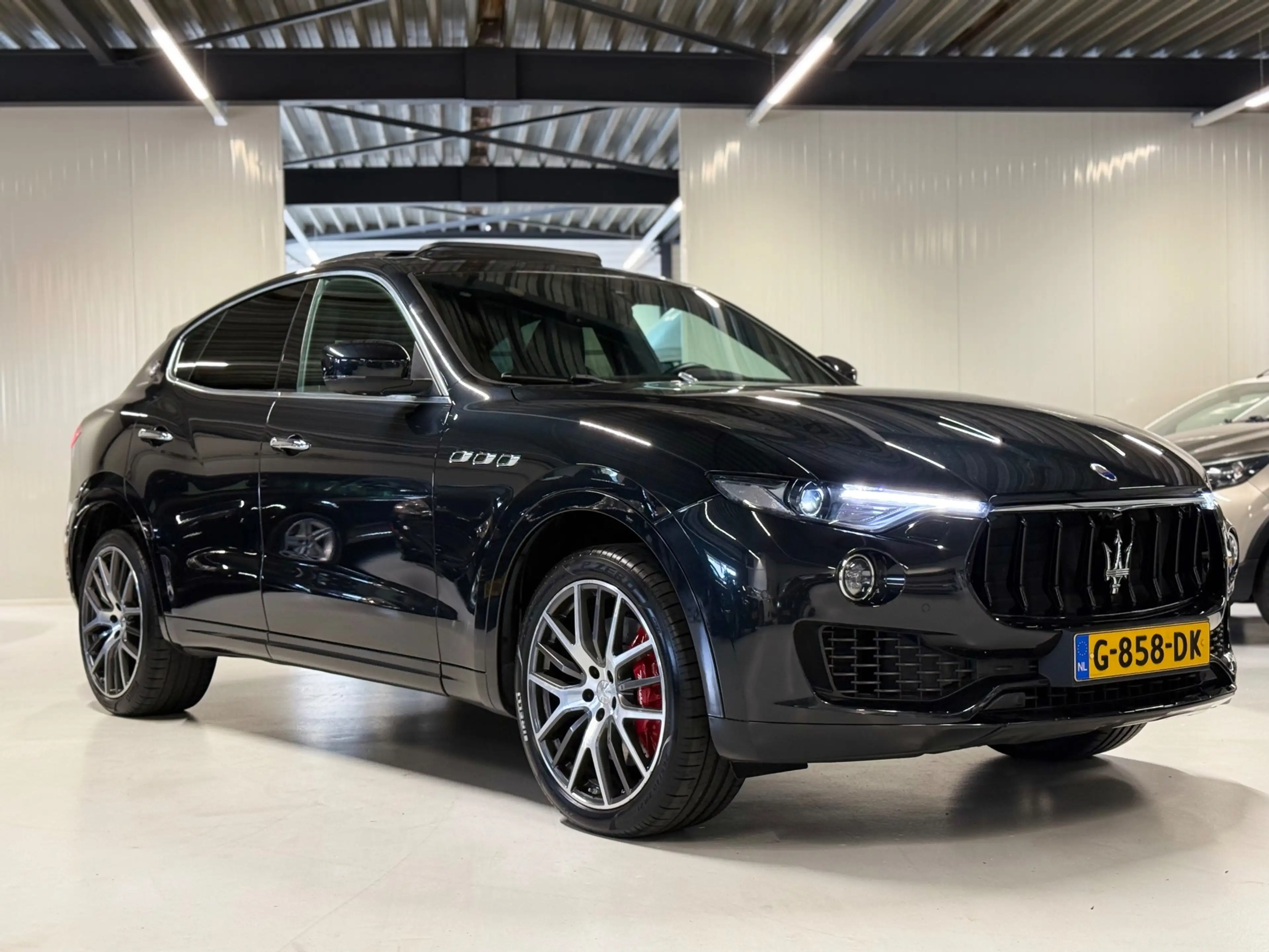 Maserati Levante 3.0 V6 S 430PK AWD GranLusso|Dealer onderhouden!! — photo 4