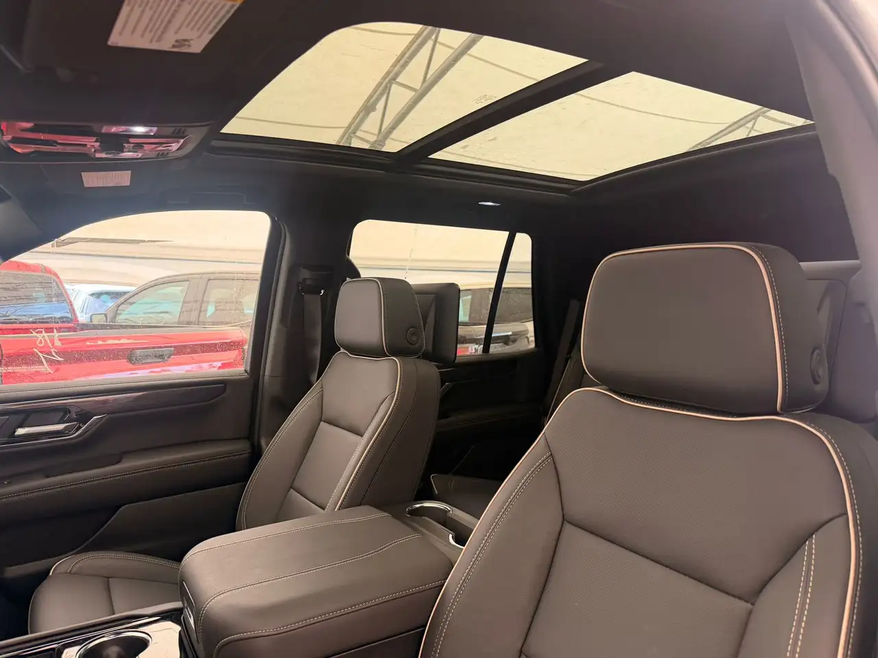 GMC Yukon снимка GMC Yukon