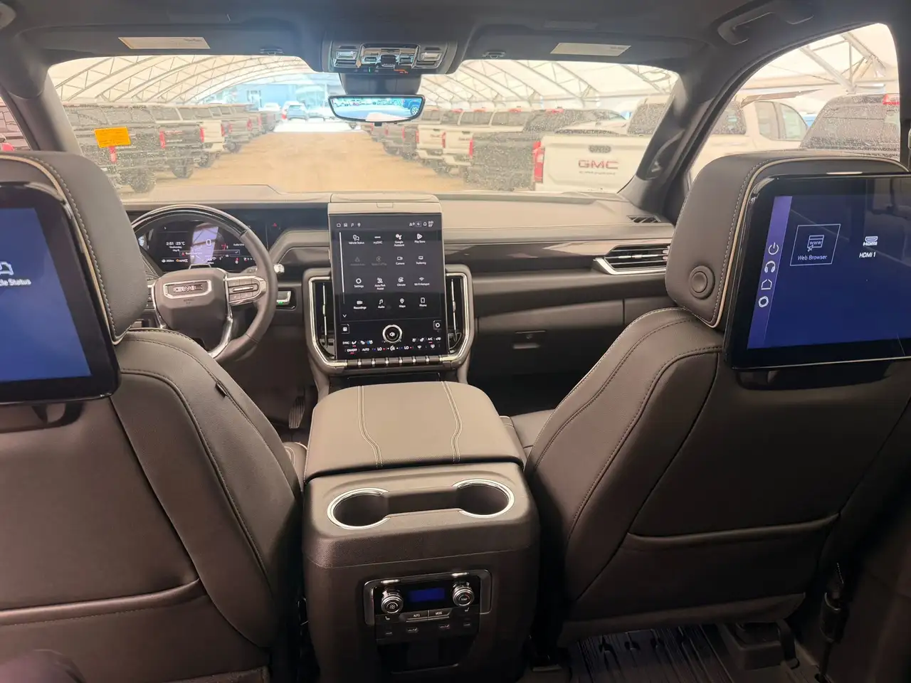 GMC Yukon снимка GMC Yukon