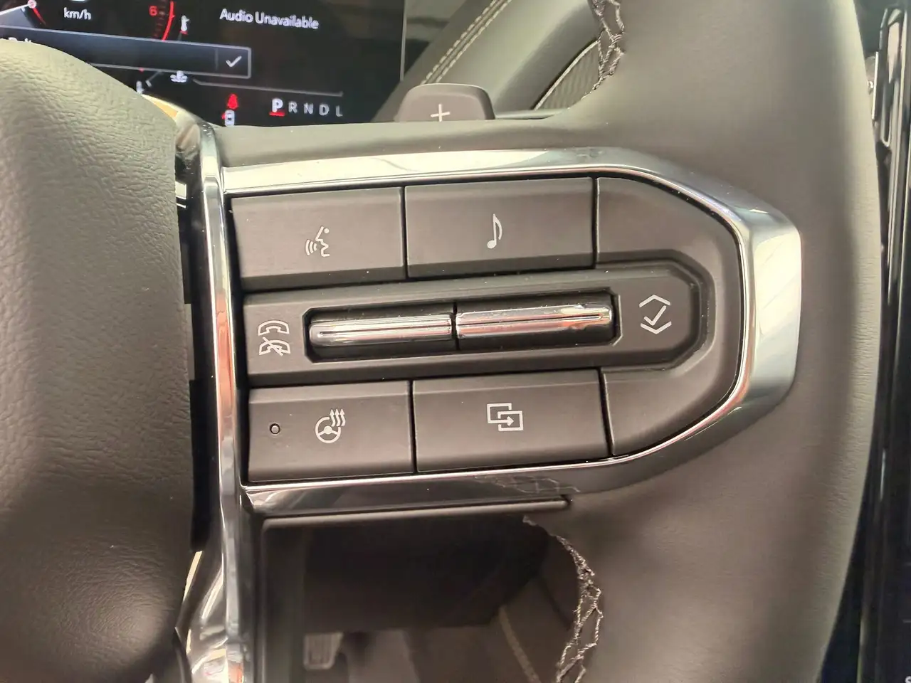 GMC Yukon снимка GMC Yukon