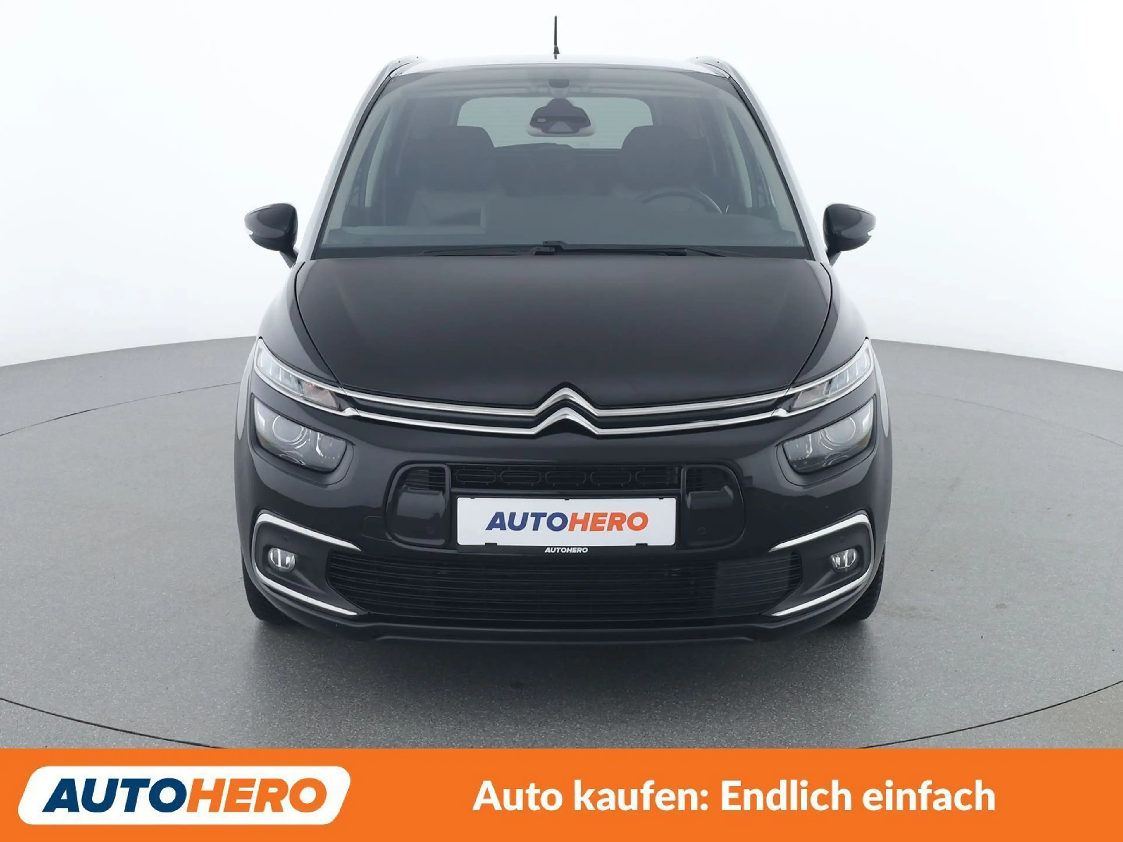 Citroen Grand C4 Picasso 1.2 e-THP Shine — photo 9