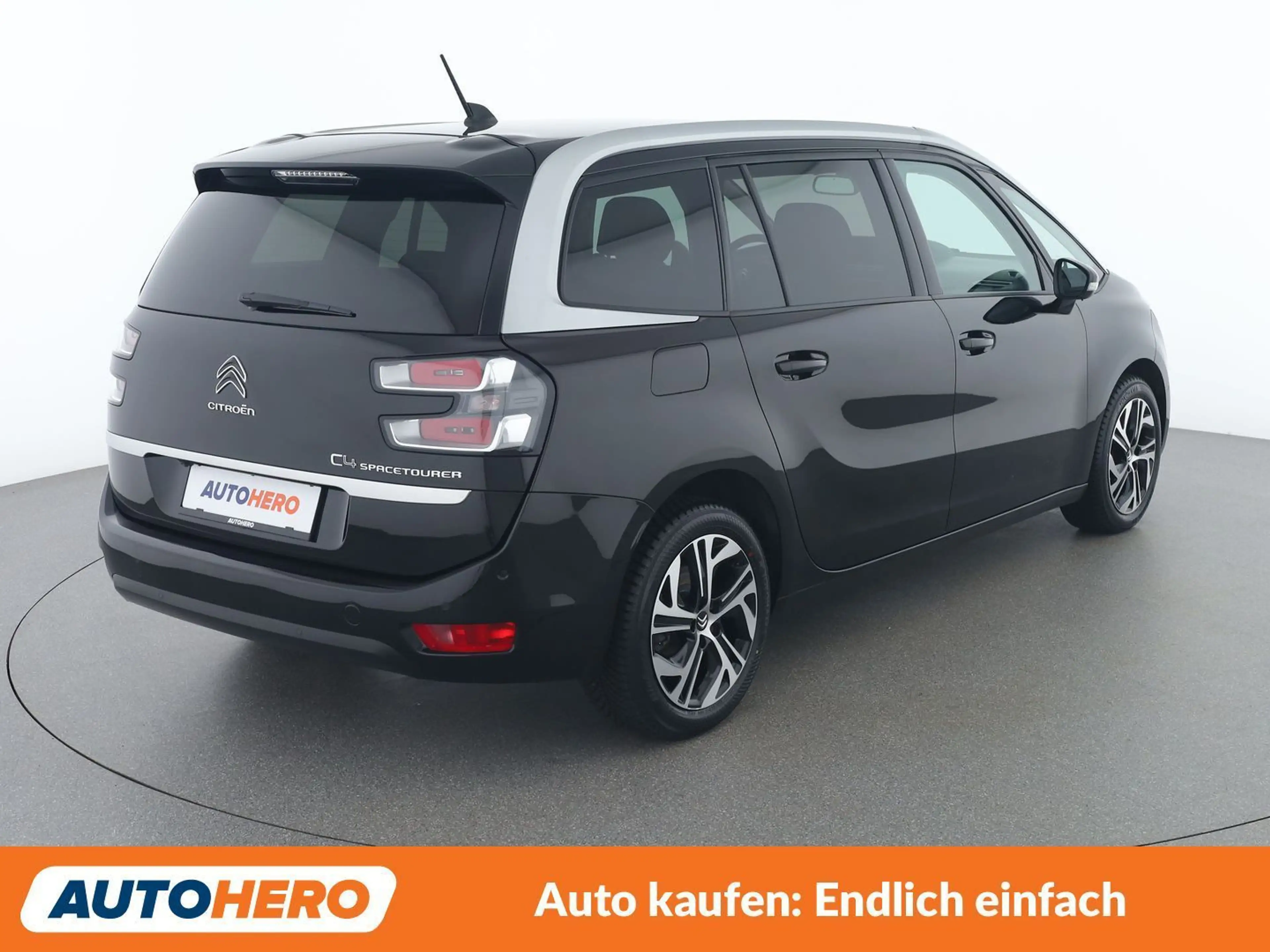Citroen Grand C4 Picasso 1.2 e-THP Shine — photo 6
