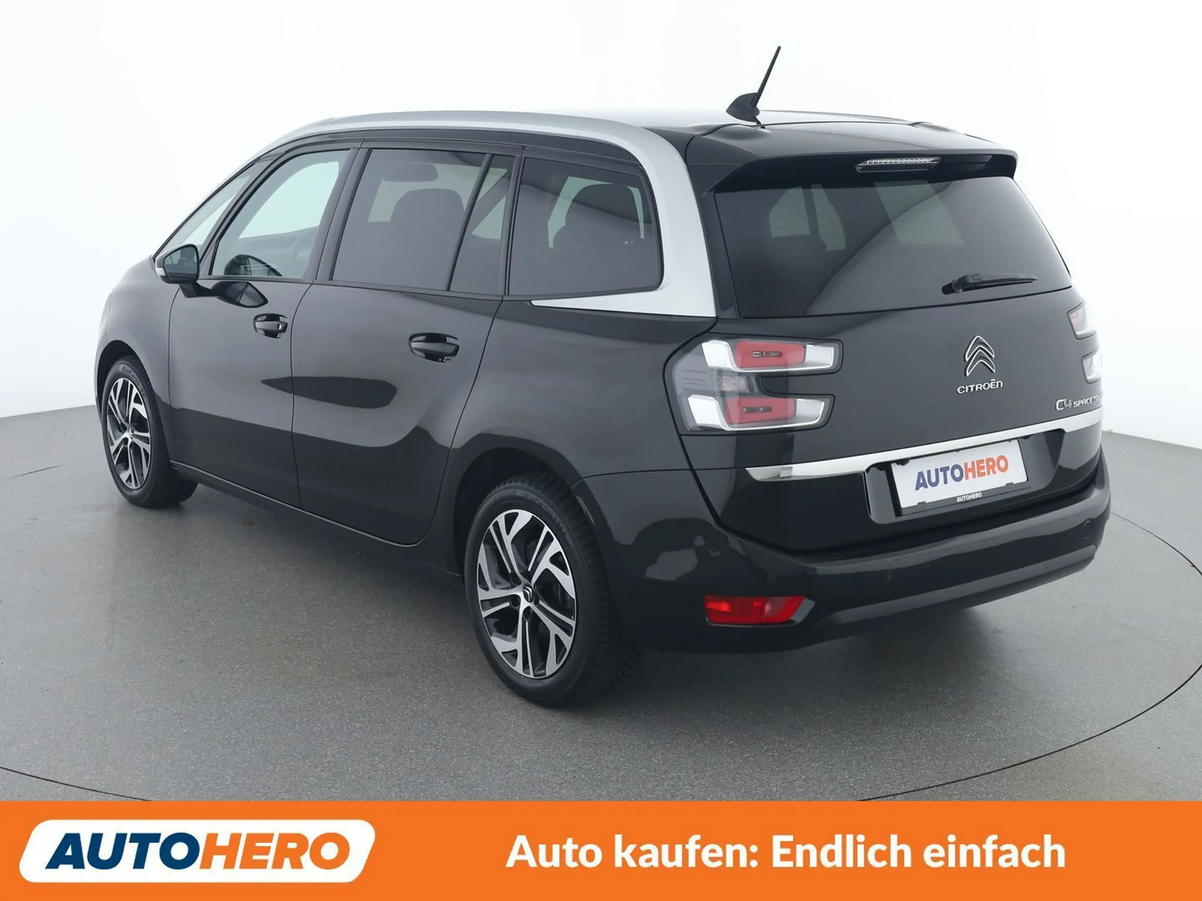 Citroen Grand C4 Picasso 1.2 e-THP Shine — photo 4