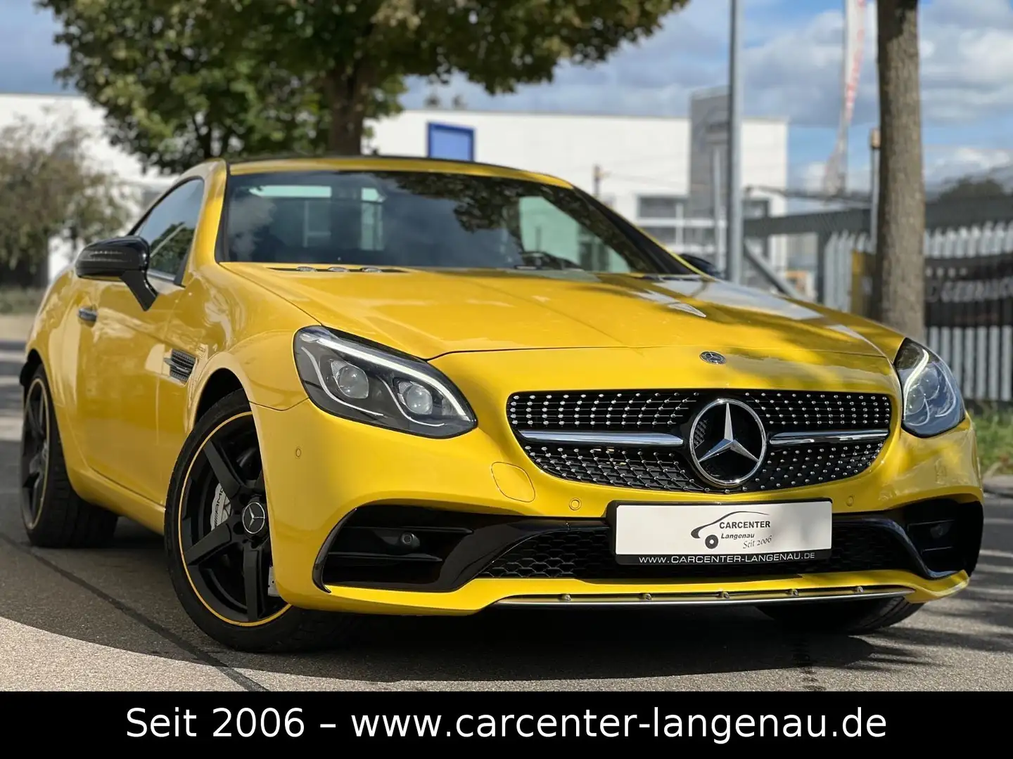 Mercedes-Benz SLC 43 AMG Roadster Final Edition + AIRSCARF Gelb - 1