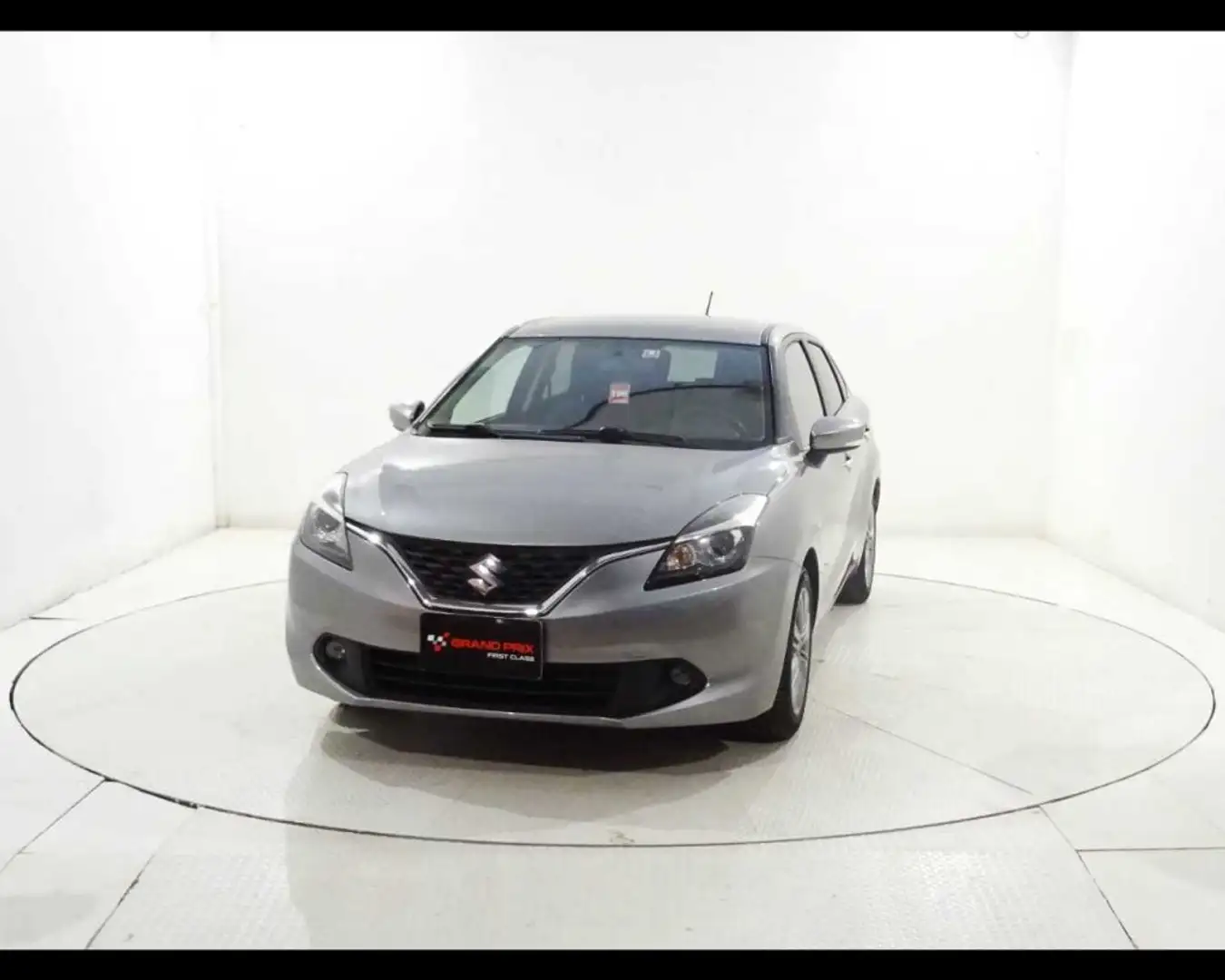 Suzuki Baleno 1.2 Hybrid B-Top Gümüş rengi - 2