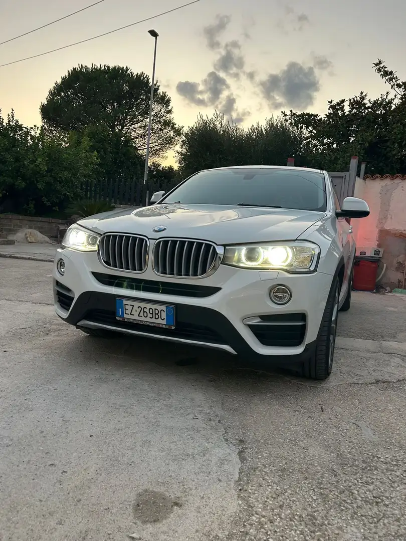 BMW X4 X4 F26 xdrive20d xLine auto Bianco - 1
