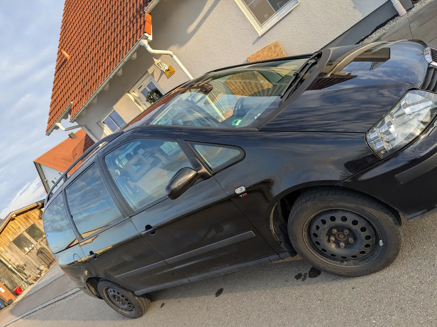 SEAT Alhambra Alhambra 2.0 TDI DPF Reference Schwarz - 1