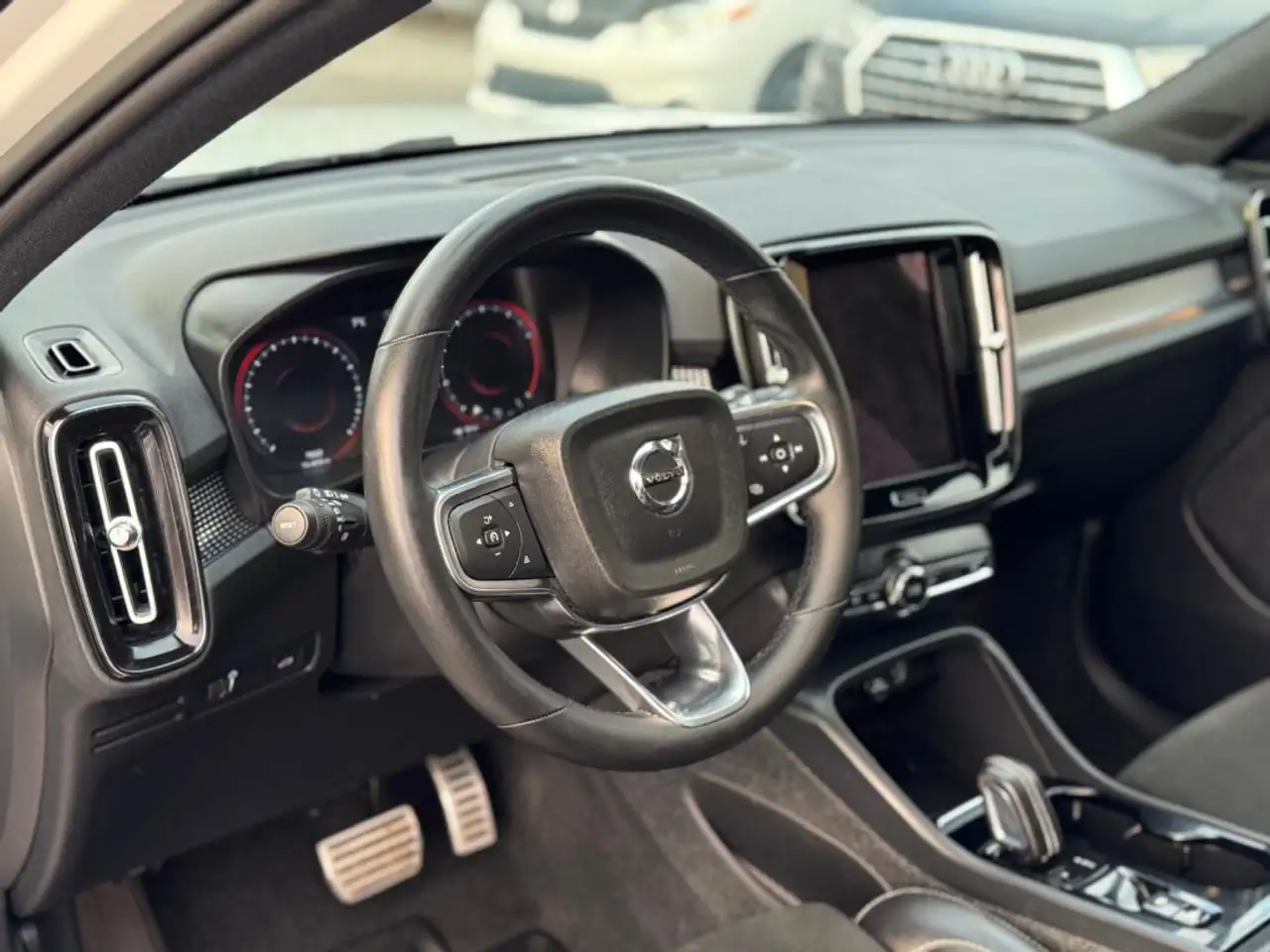 Volvo XC40 снимка Volvo XC40