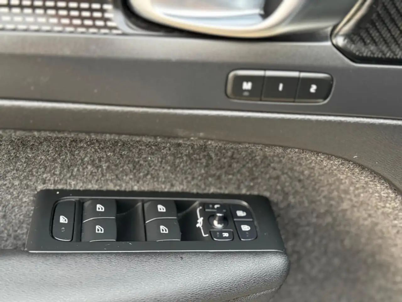Volvo XC40 снимка Volvo XC40