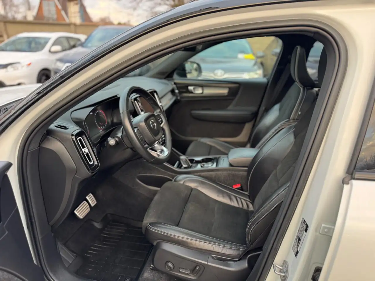 Volvo XC40 снимка Volvo XC40