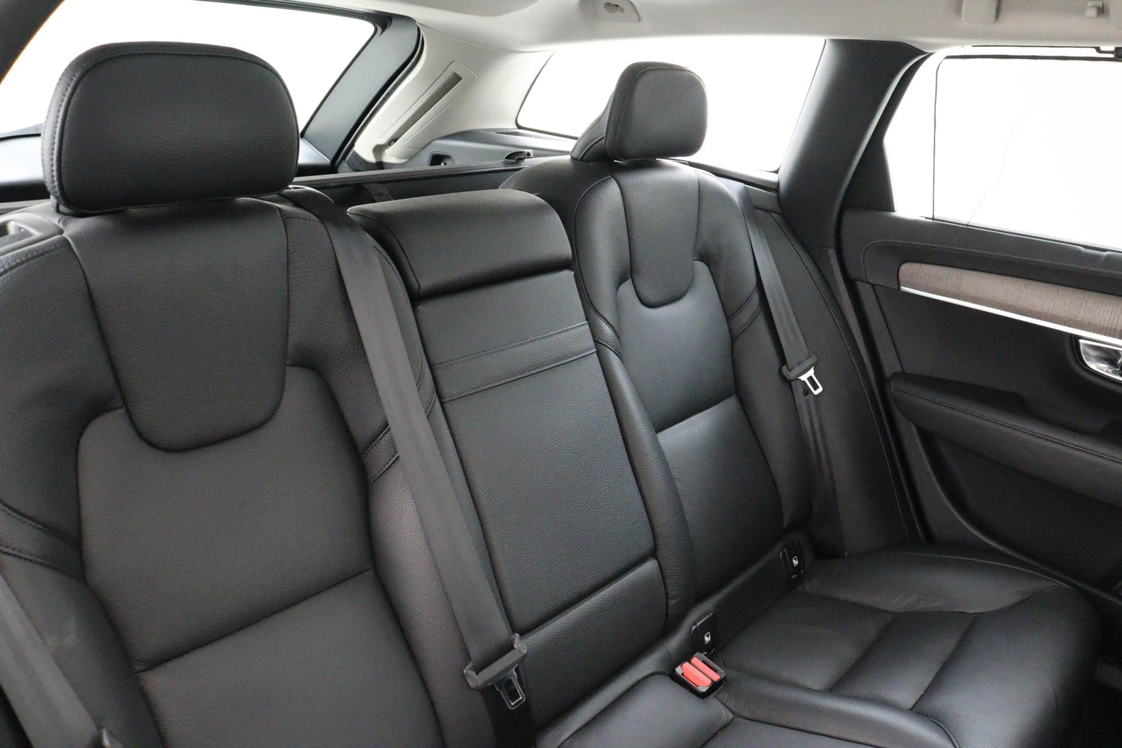 Volvo V90 B4 (M-HYBRID) INSCRIPTION -PANO.DAK|HARMAN/KARDON| — photo 14