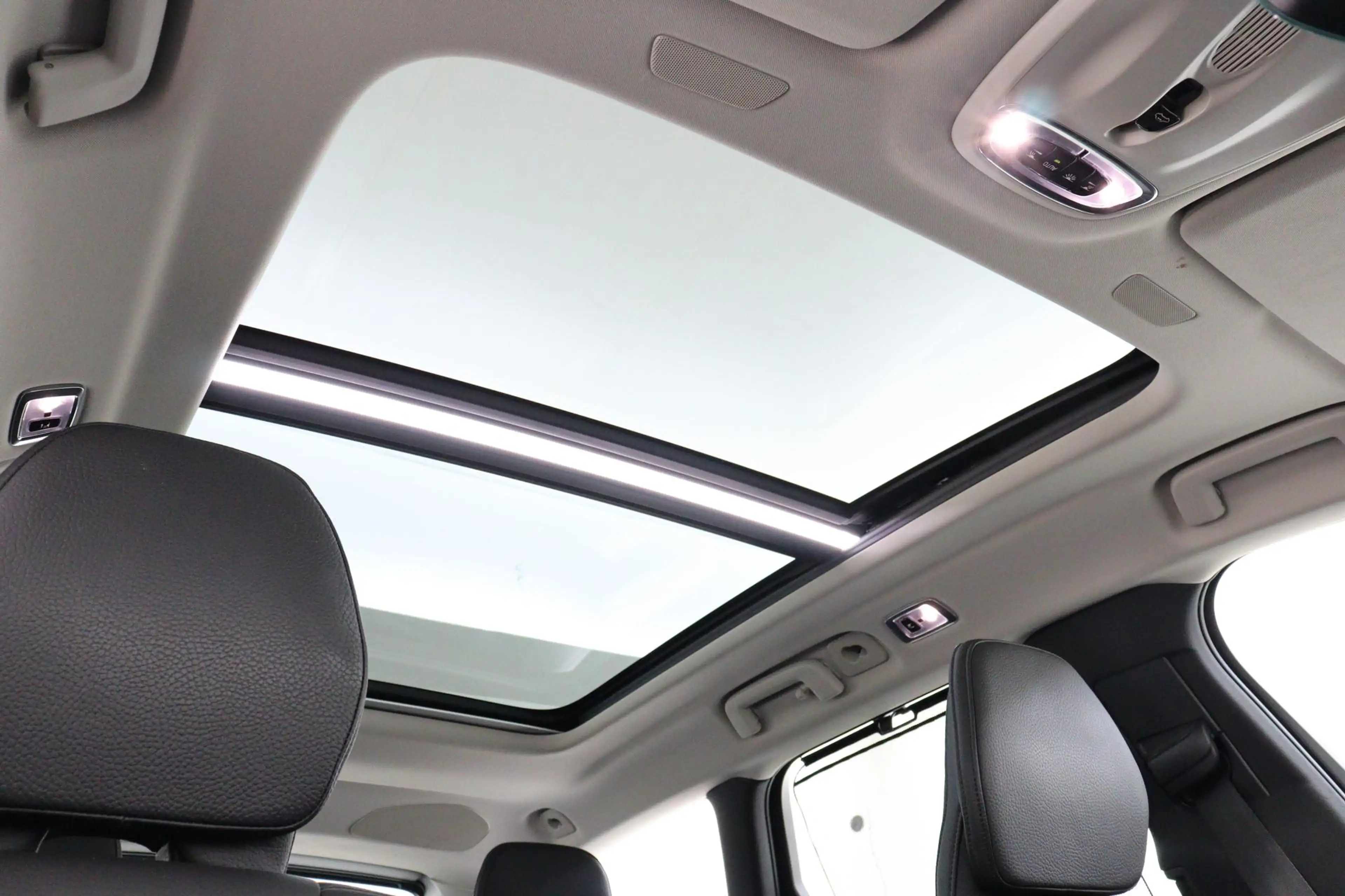 Volvo V90 B4 (M-HYBRID) INSCRIPTION -PANO.DAK|HARMAN/KARDON| — photo 10