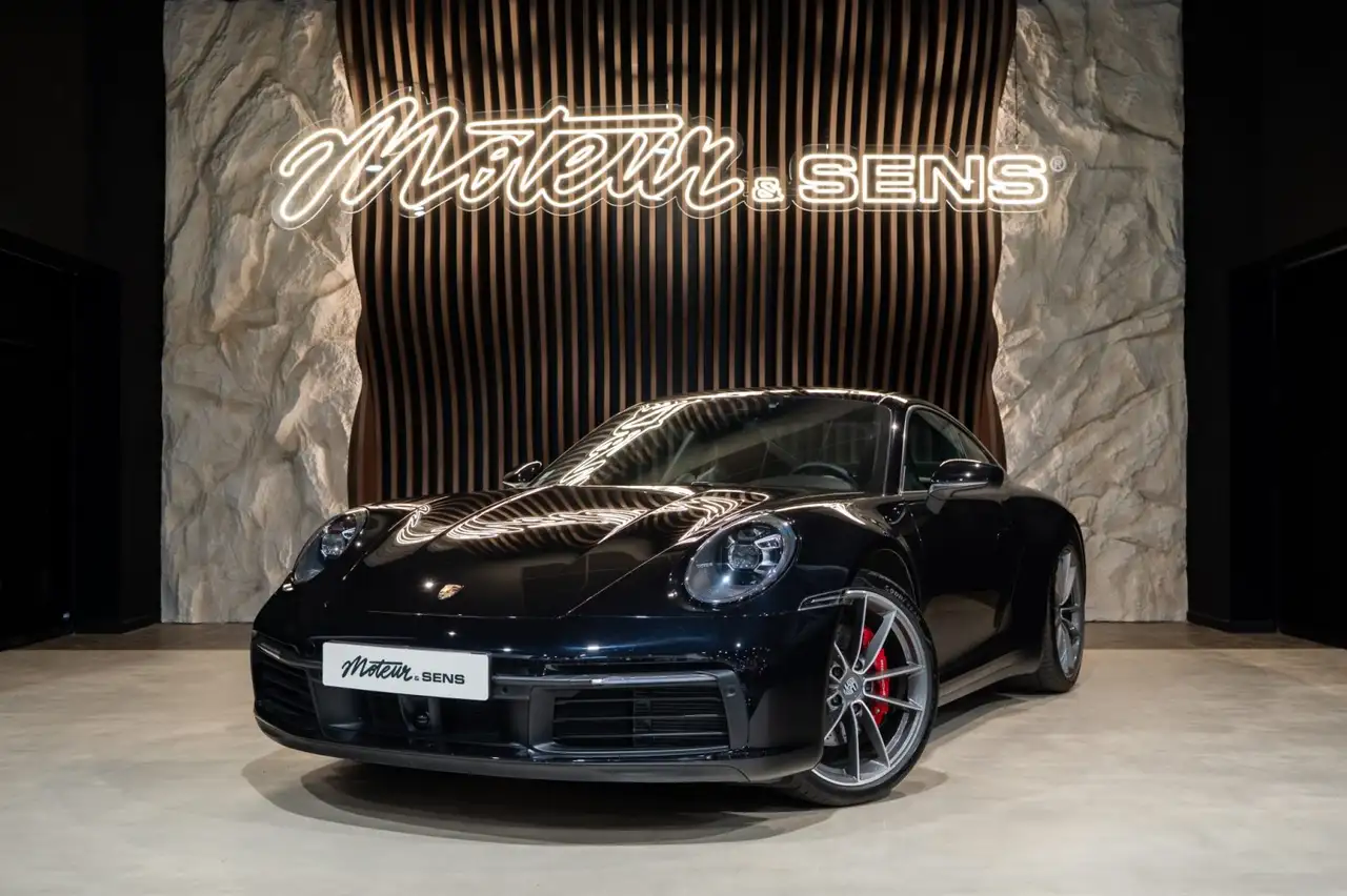 Porsche 992