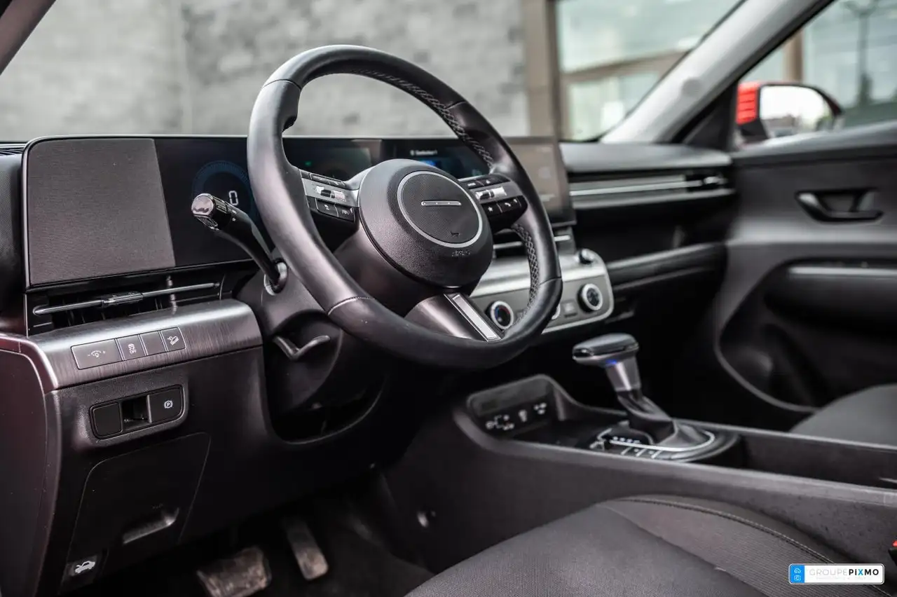 Hyundai KONA снимка Hyundai KONA