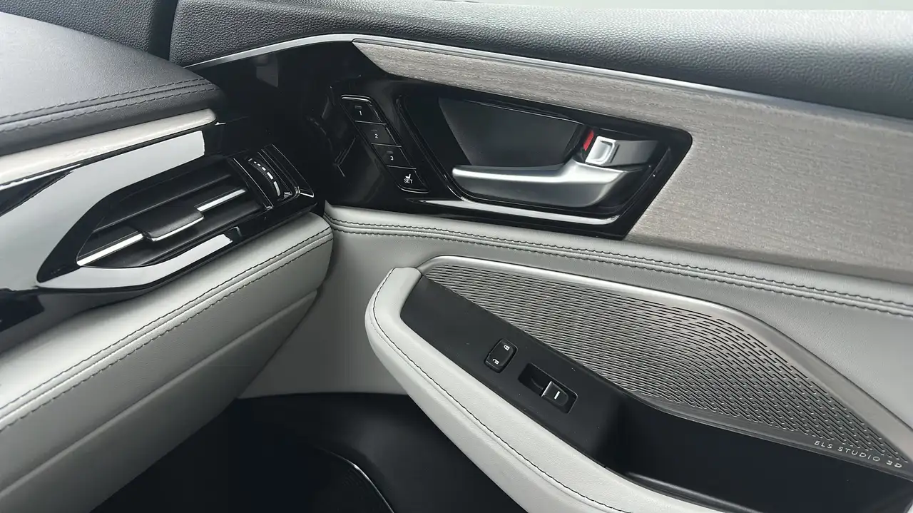 Acura MDX снимка Acura MDX