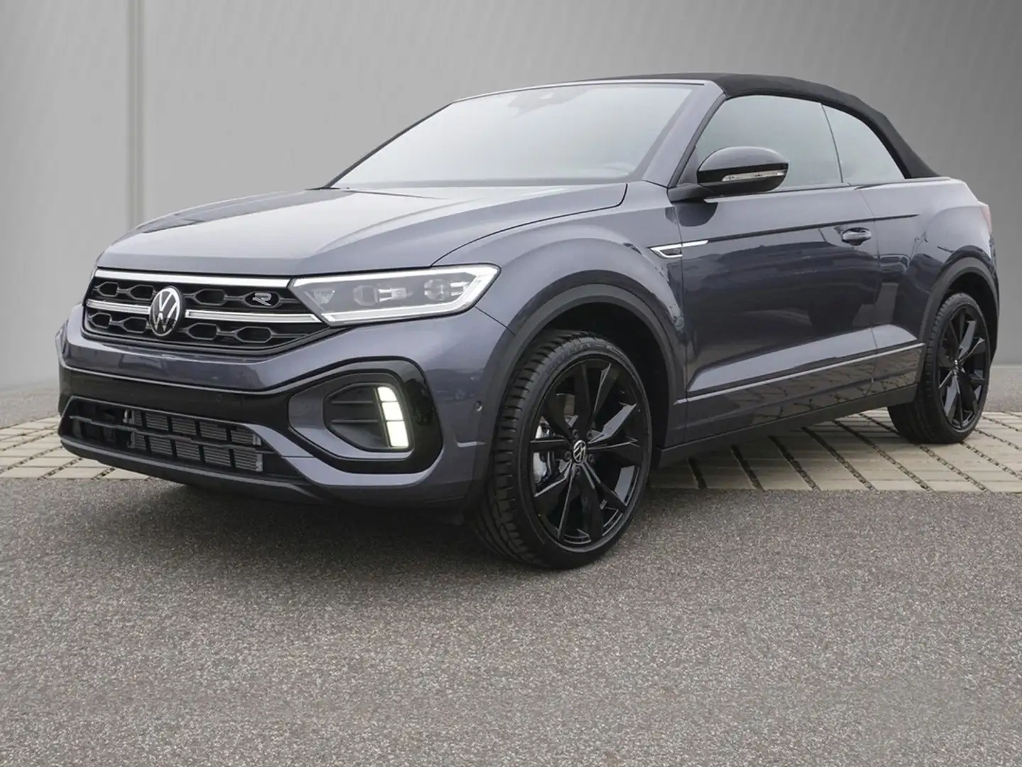 Volkswagen T-Roc Cabriolet 1,5 TSi DSG R-Line Grau - 2
