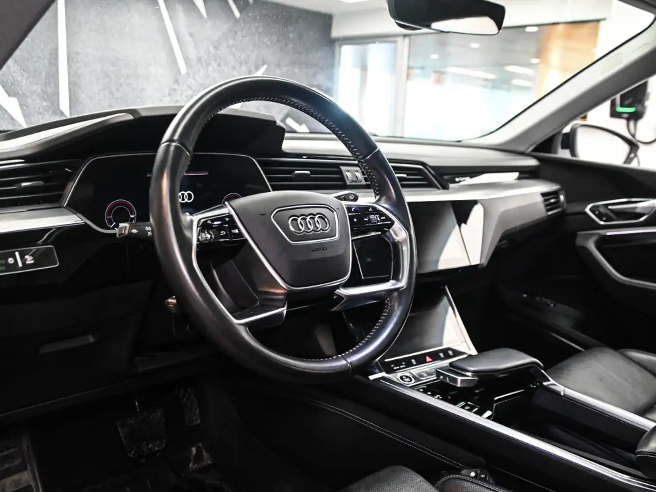 Audi e-tron снимка Audi e-tron