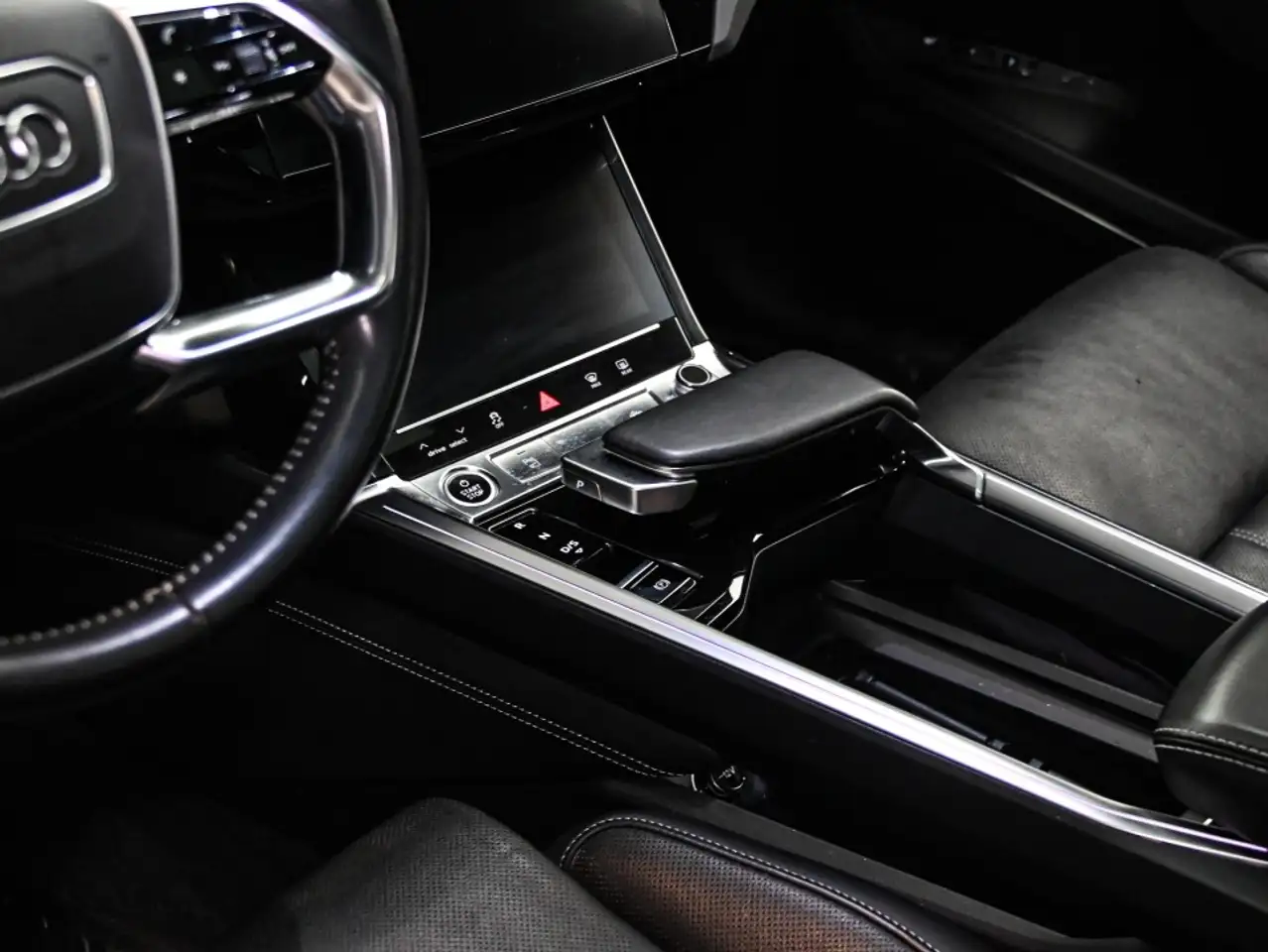 Audi e-tron снимка Audi e-tron