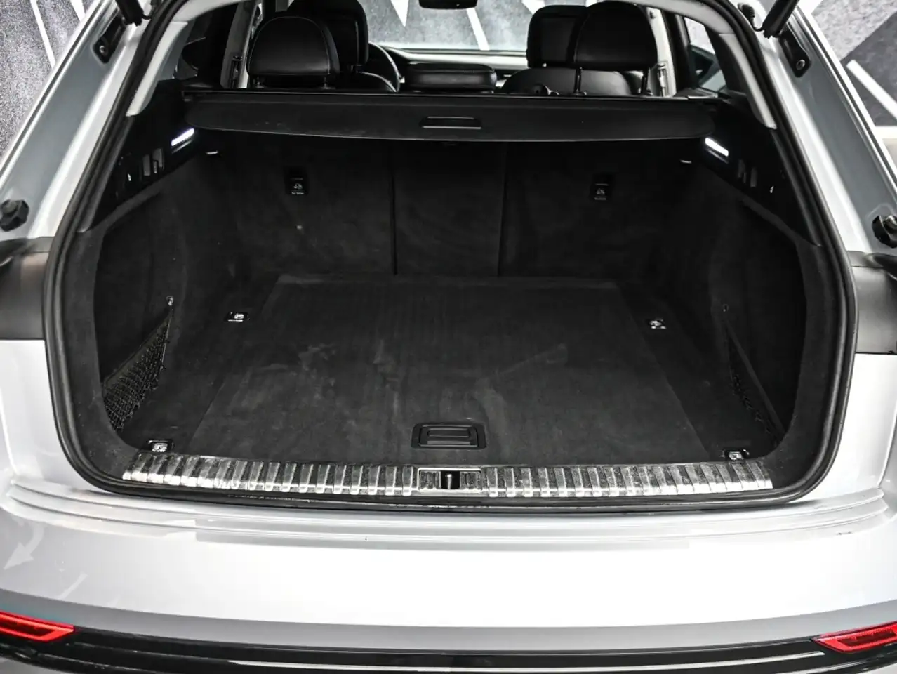 Audi e-tron снимка Audi e-tron