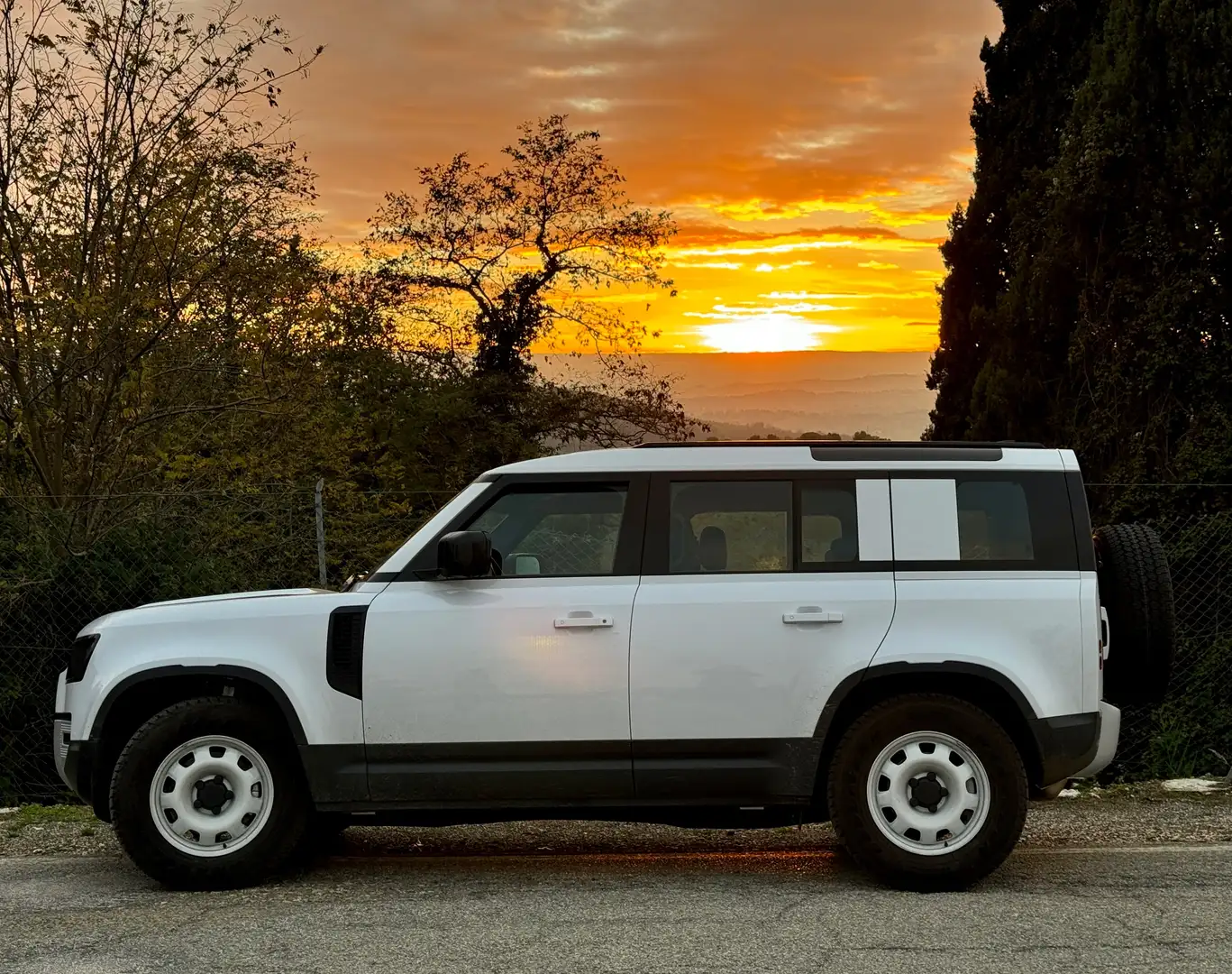 Land Rover Defender 110 3.0d i6 250cv - SUBENTRO LEASING LEGGERE DESC Blanco - 1