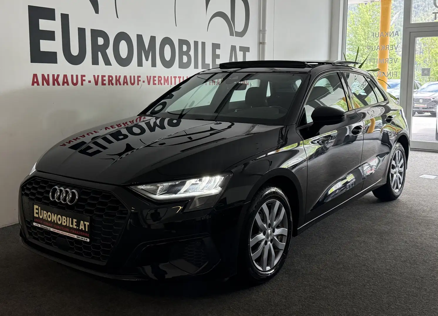 Audi A3 35 TDI *PANO*AMBIENTE*ACC*MMI*SHZ*LED Schwarz - 1