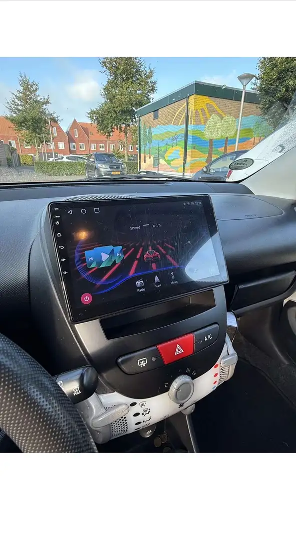 Toyota Aygo 1.0 VVT-i Now Wit - 2