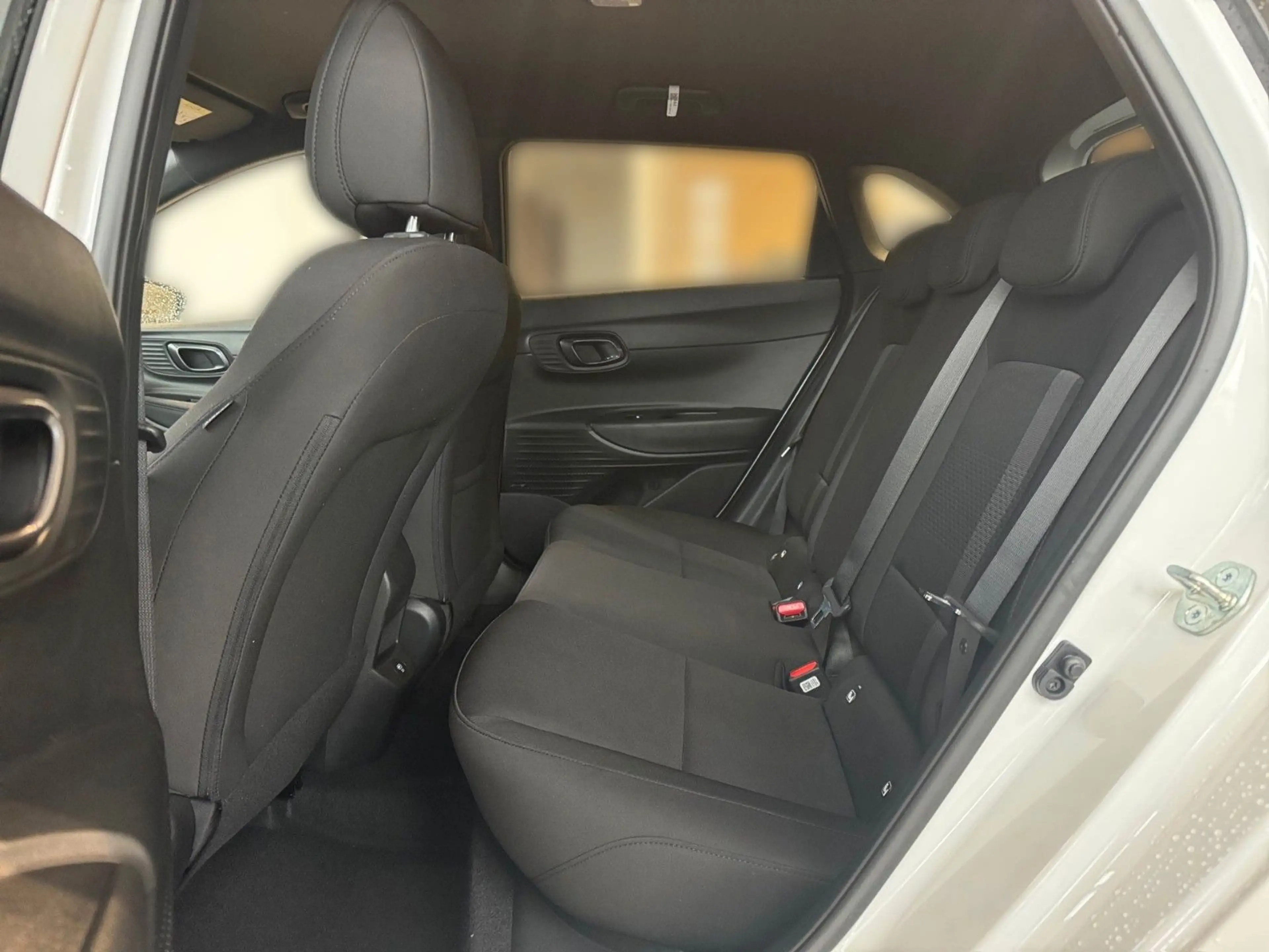 Hyundai i20 Blackline — photo 11