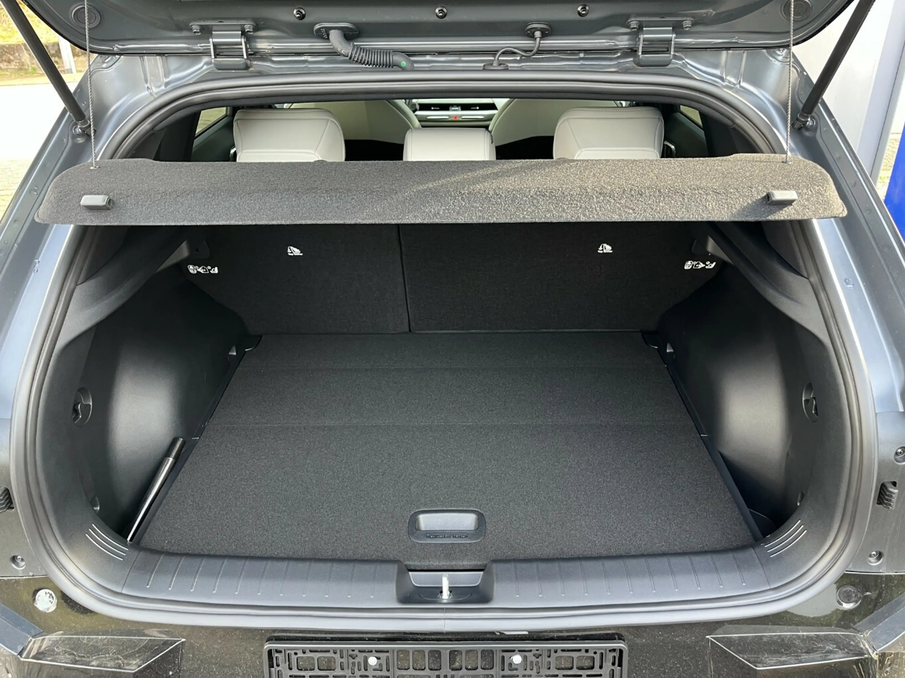Kia EV4 GT-Line, DriveWise-Park — photo 14