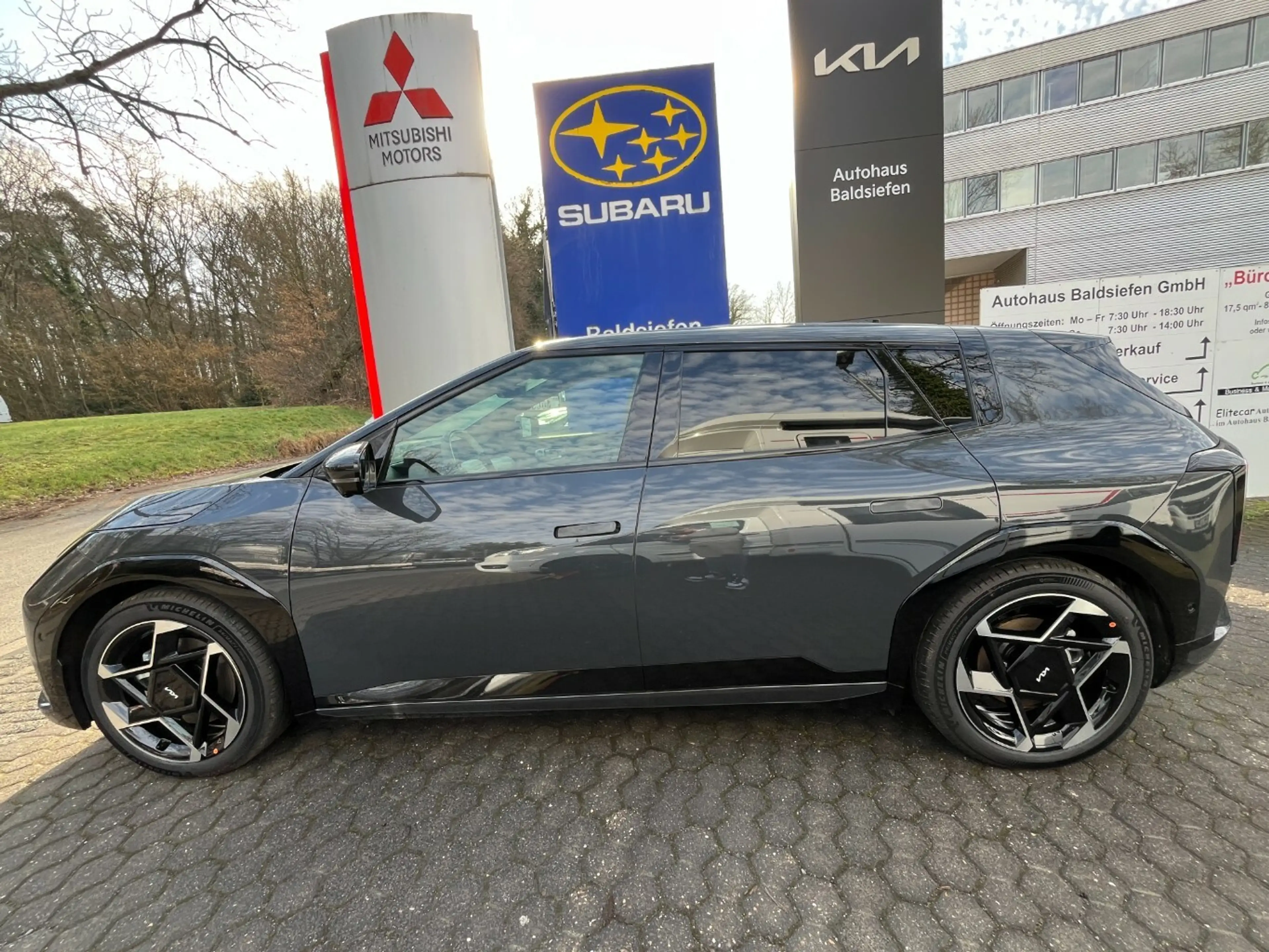 Kia EV4 GT-Line, DriveWise-Park — photo 7