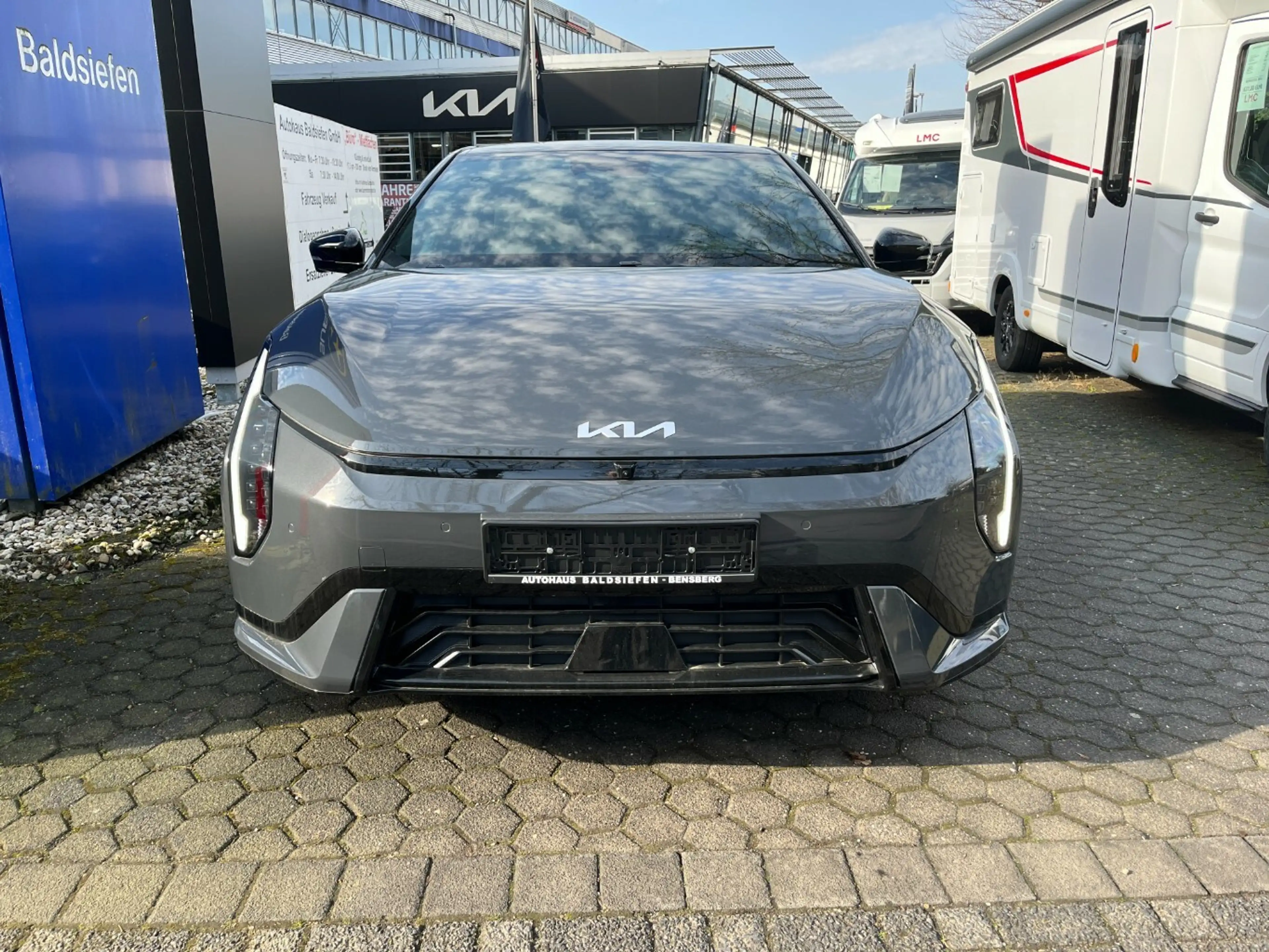 Kia EV4 GT-Line, DriveWise-Park — photo 2