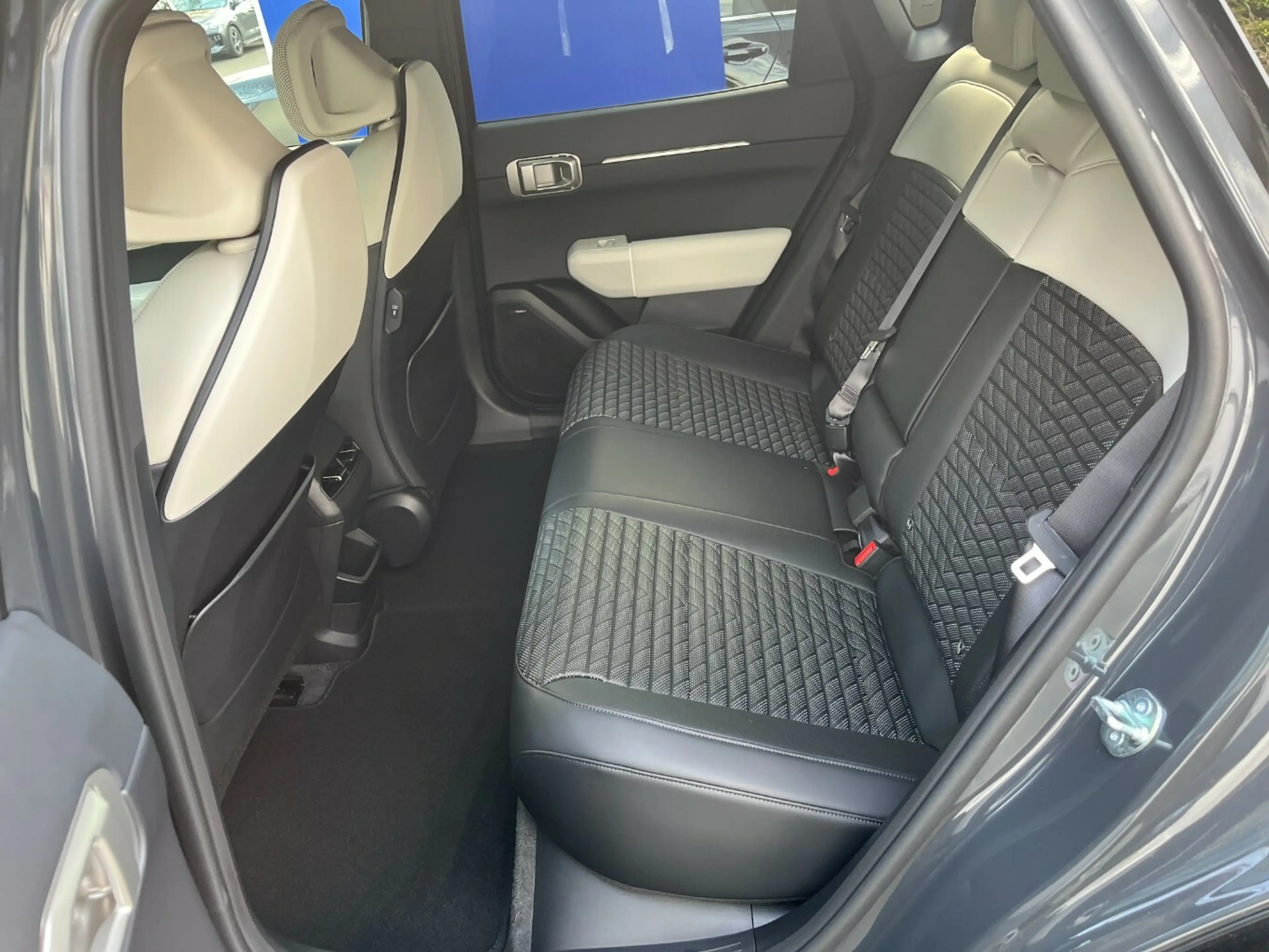 Kia EV4 GT-Line, DriveWise-Park — photo 10