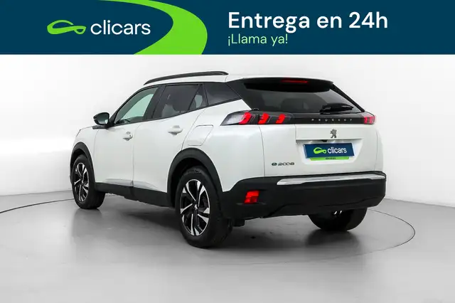 Peugeot 2008 view 9