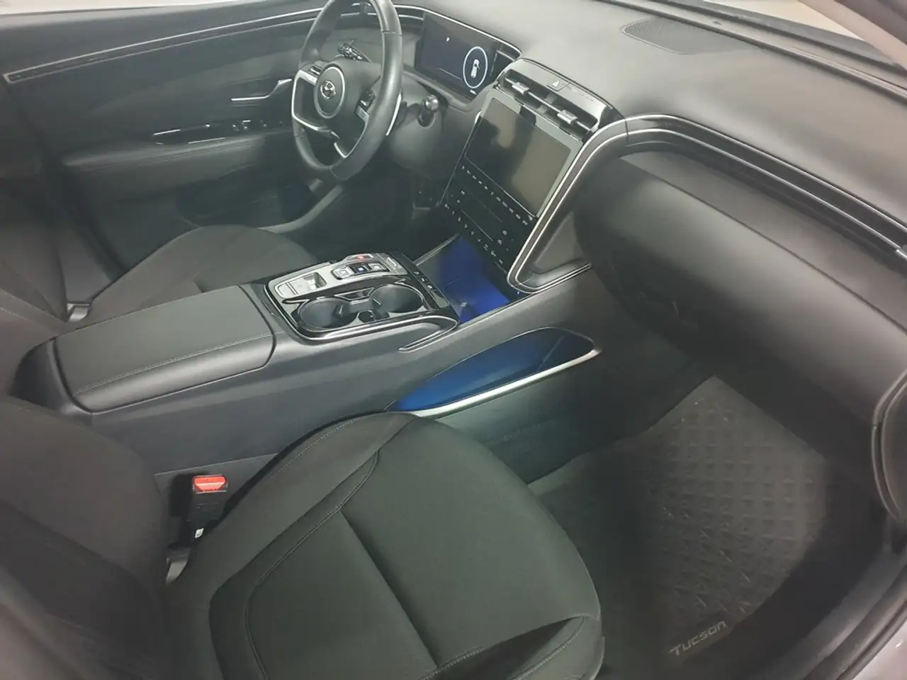 Hyundai TUCSON 1.6 T-GDi Feel 7DCT 13