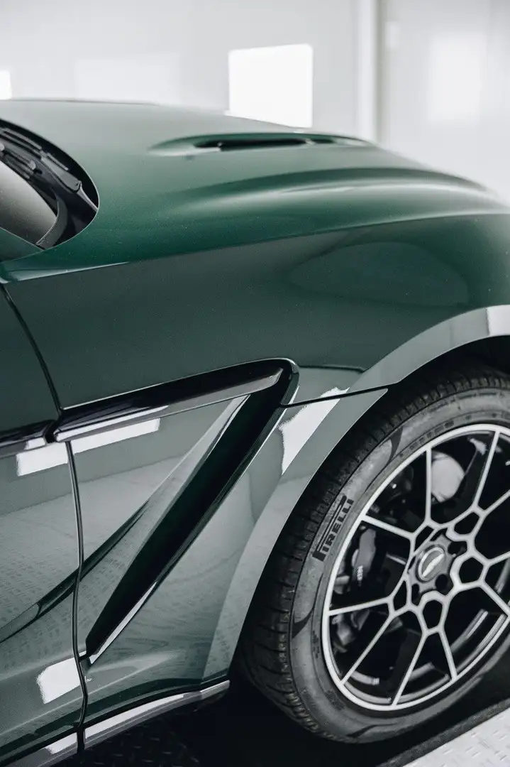 Aston Martin DBX Groen - 2