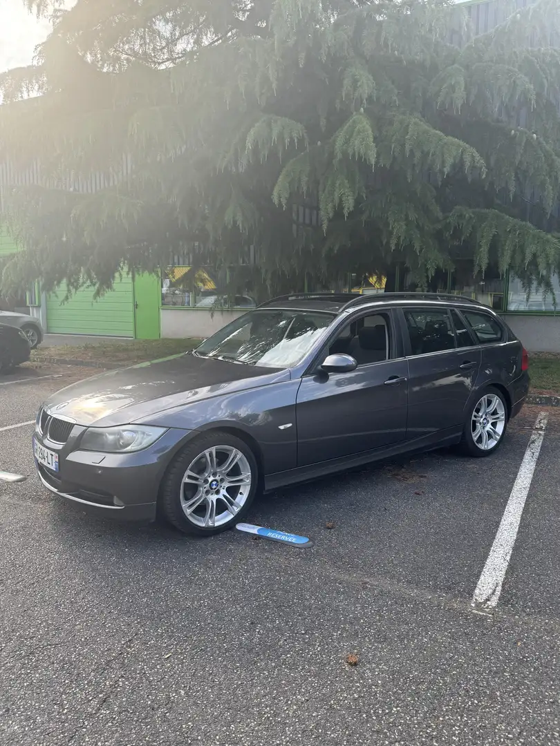 BMW 318 Touring 318i 129ch Confort A - 1