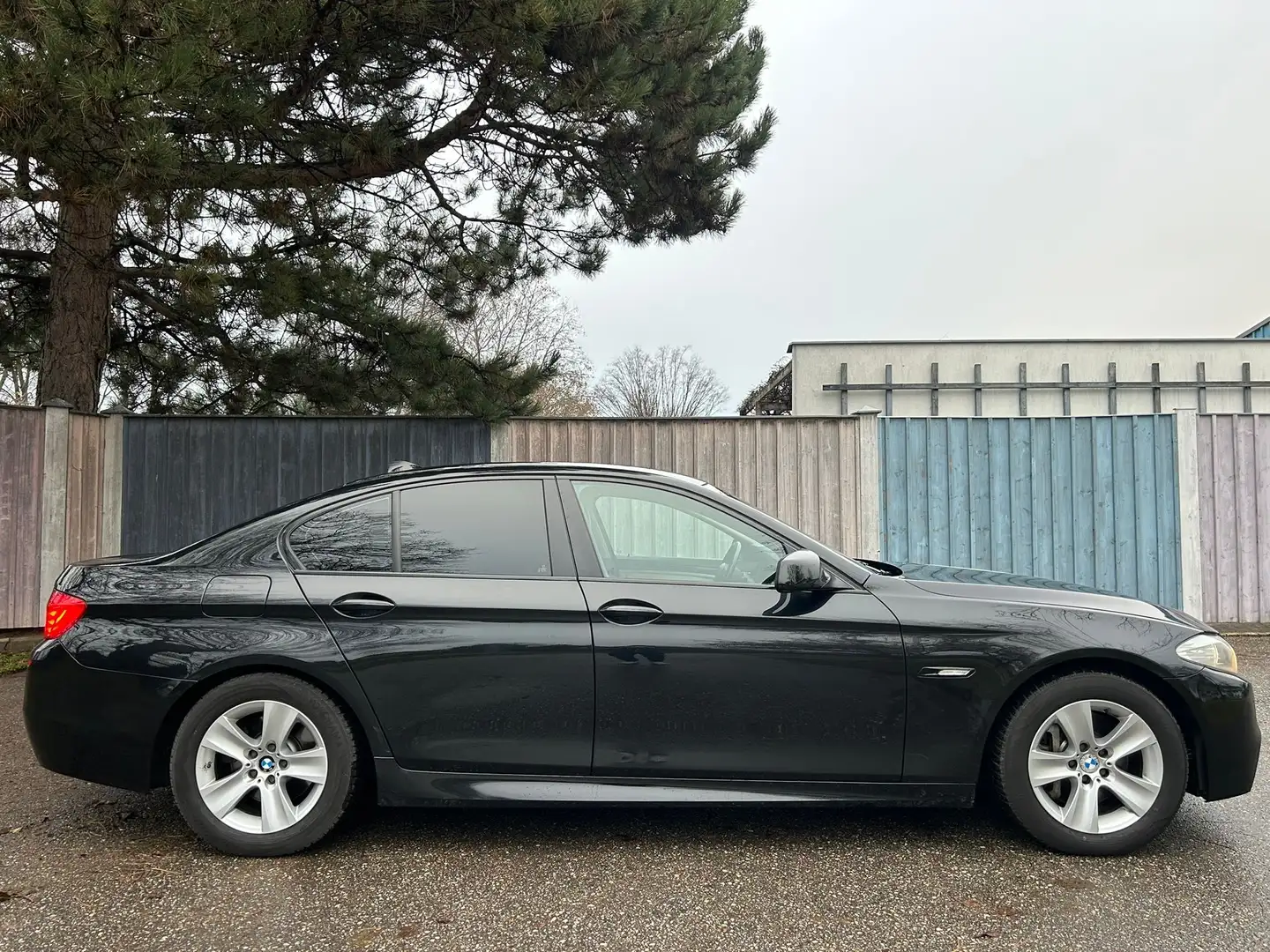 BMW 525 525d 3.0L - 2