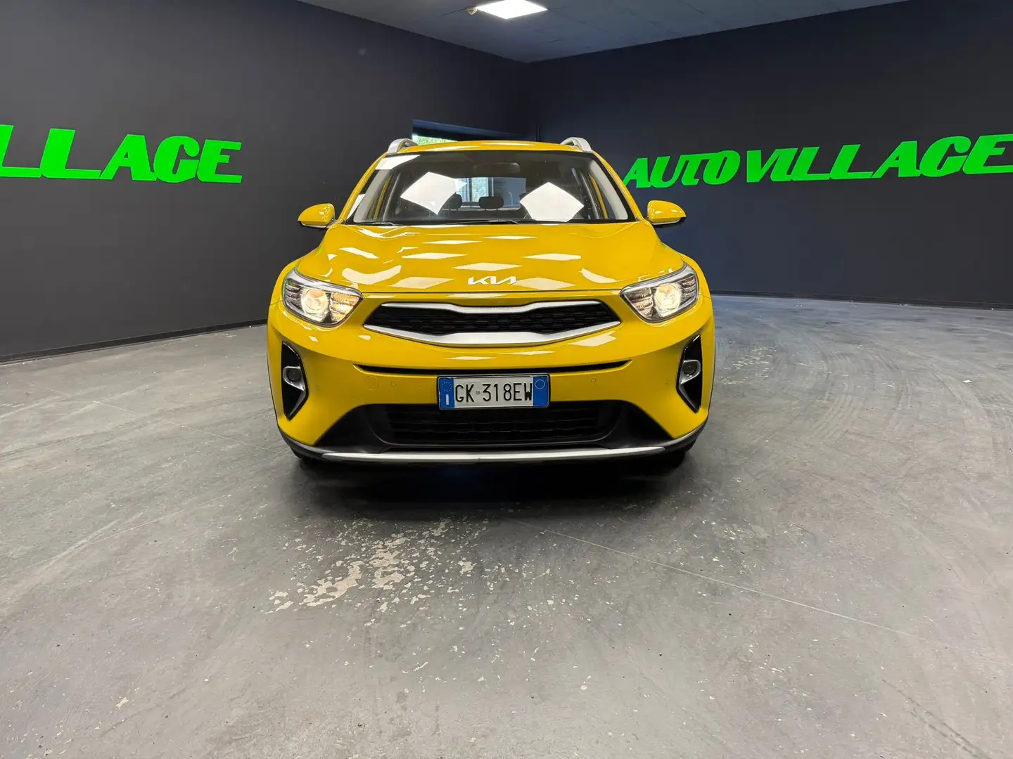 Kia Stonic Stonic 1.2 dpi Urban 84cv Jaune - 2
