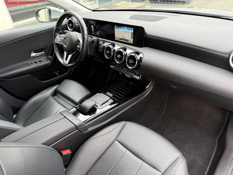 Mercedes-Benz A 250 e Edition MULTIBEAM MBUX KAM LED LEDER HYBR — photo 13