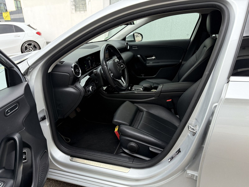 Mercedes-Benz A 250 e Edition MULTIBEAM MBUX KAM LED LEDER HYBR — photo 10