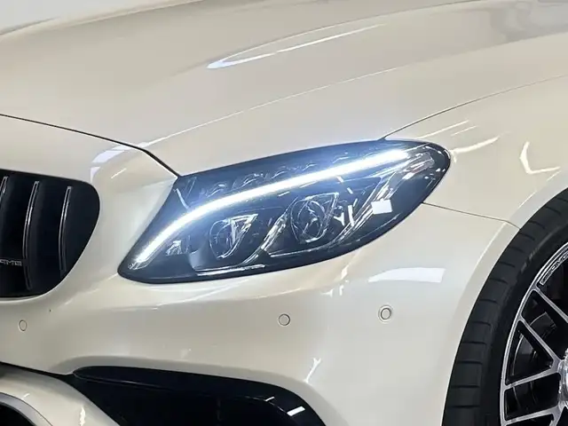 Mercedes-Benz C 63 AMG C 63 S AMG 375 kW V8/Spur/Abst./Tempomat/TWT/SH/ Ansicht 5