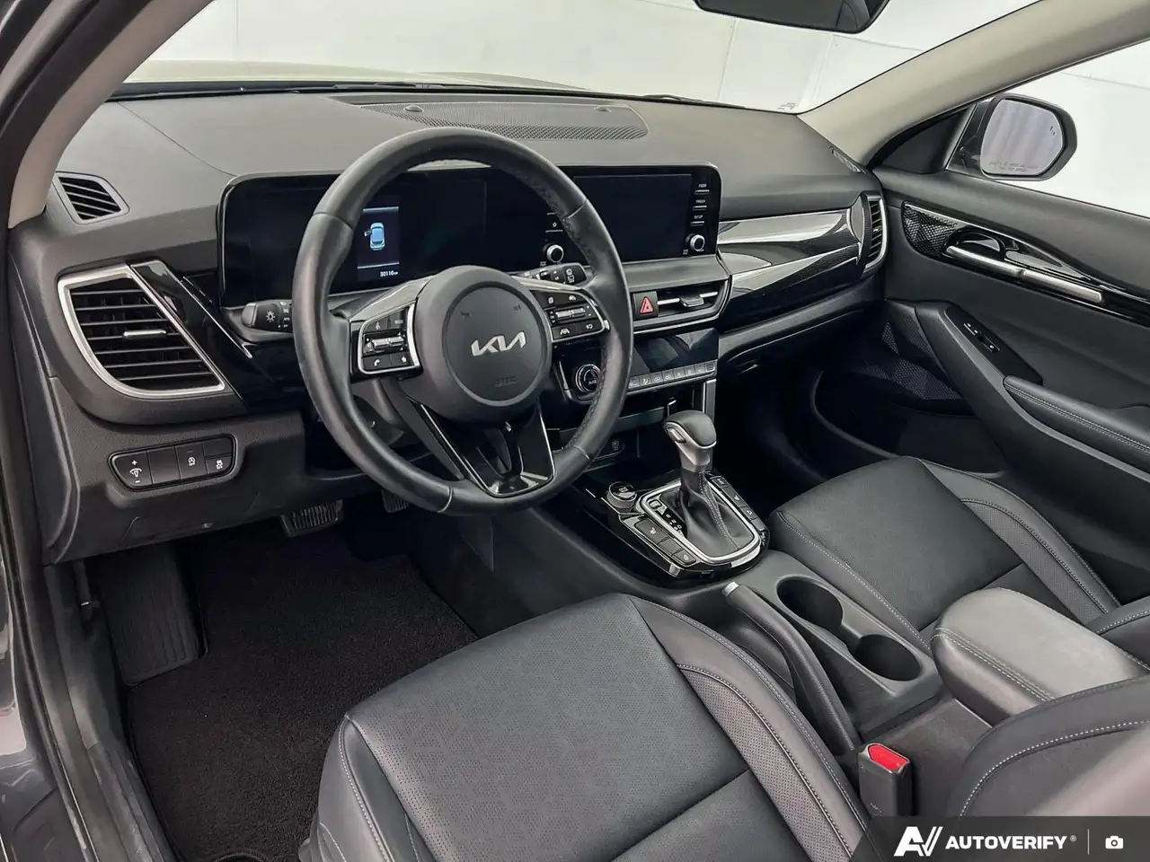 Kia Seltos fotografie Kia Seltos