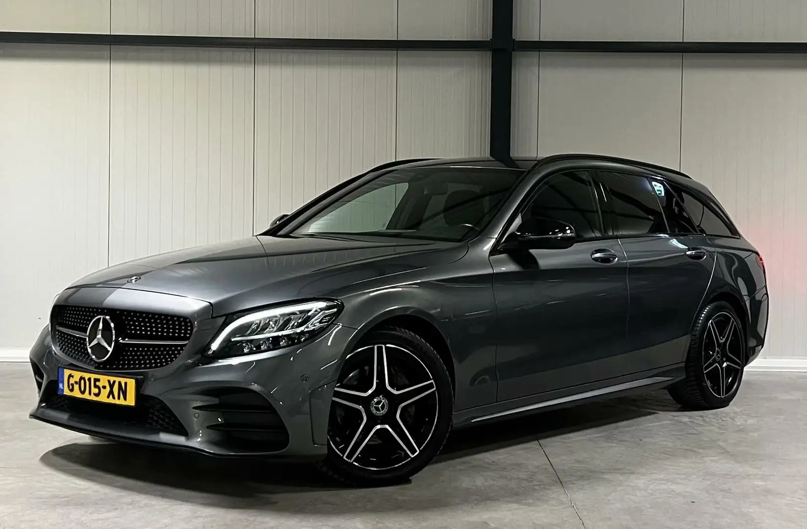 Mercedes-Benz C 180 Estate AMG Night pakket Trekhaak NAP Grau - 1