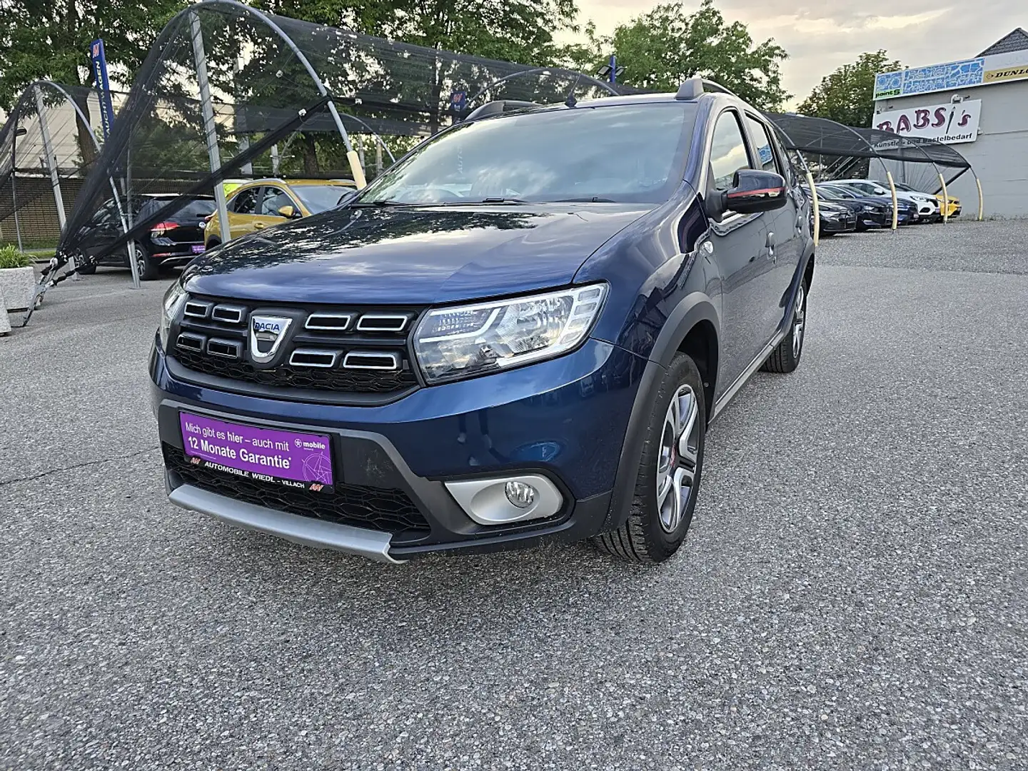 Dacia Logan MCV Stepway Charisma TCe 90 S&S Blau - 1